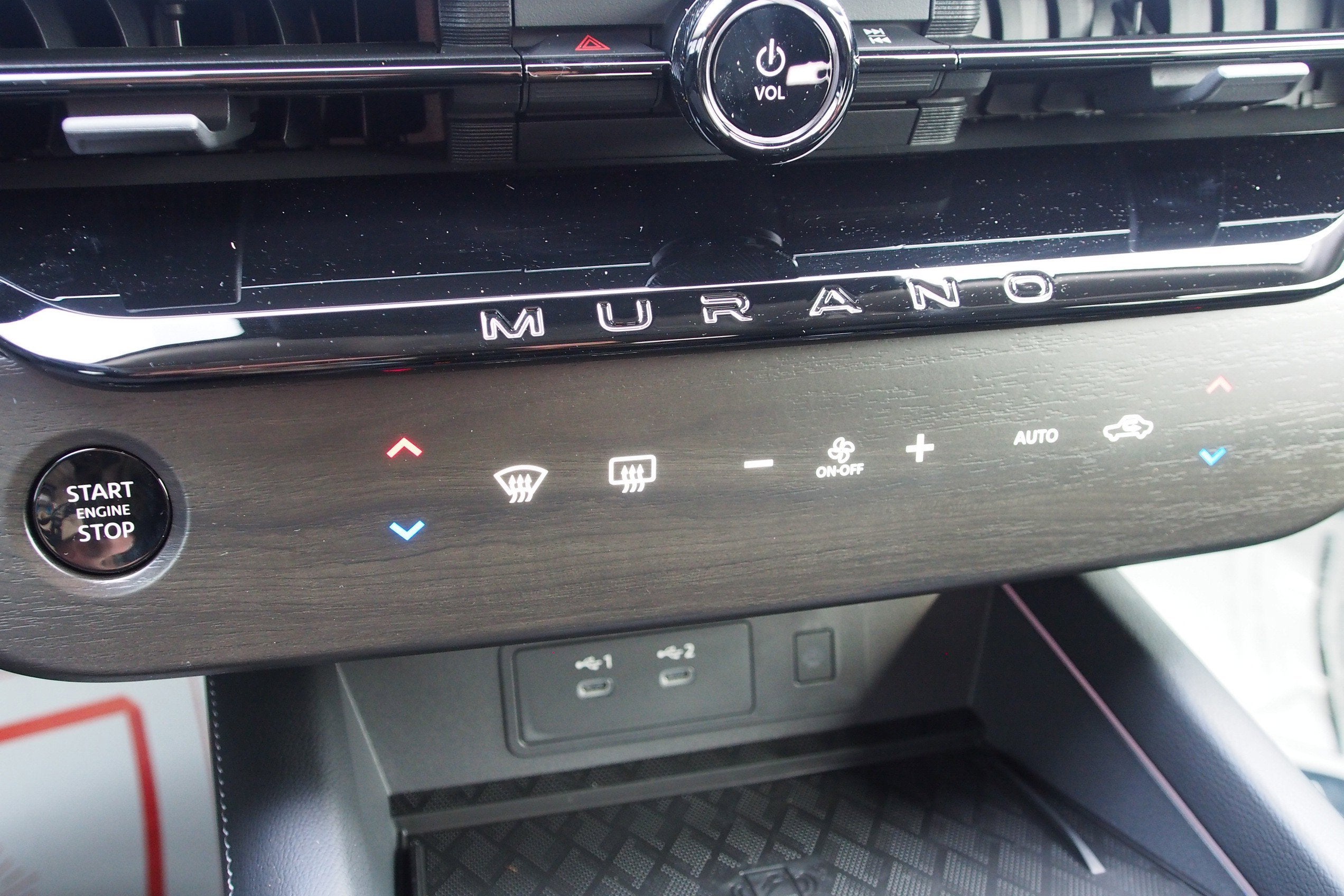 2025 Nissan Murano SL