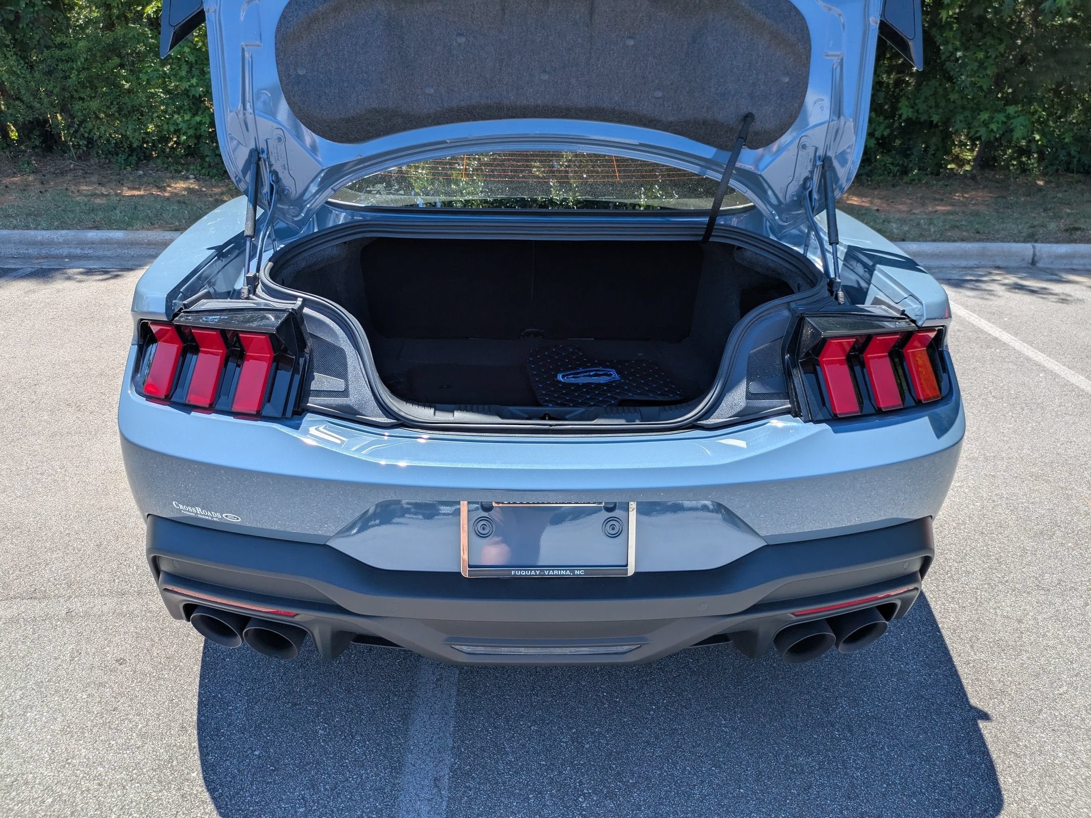 2025 Ford Mustang Dark Horse