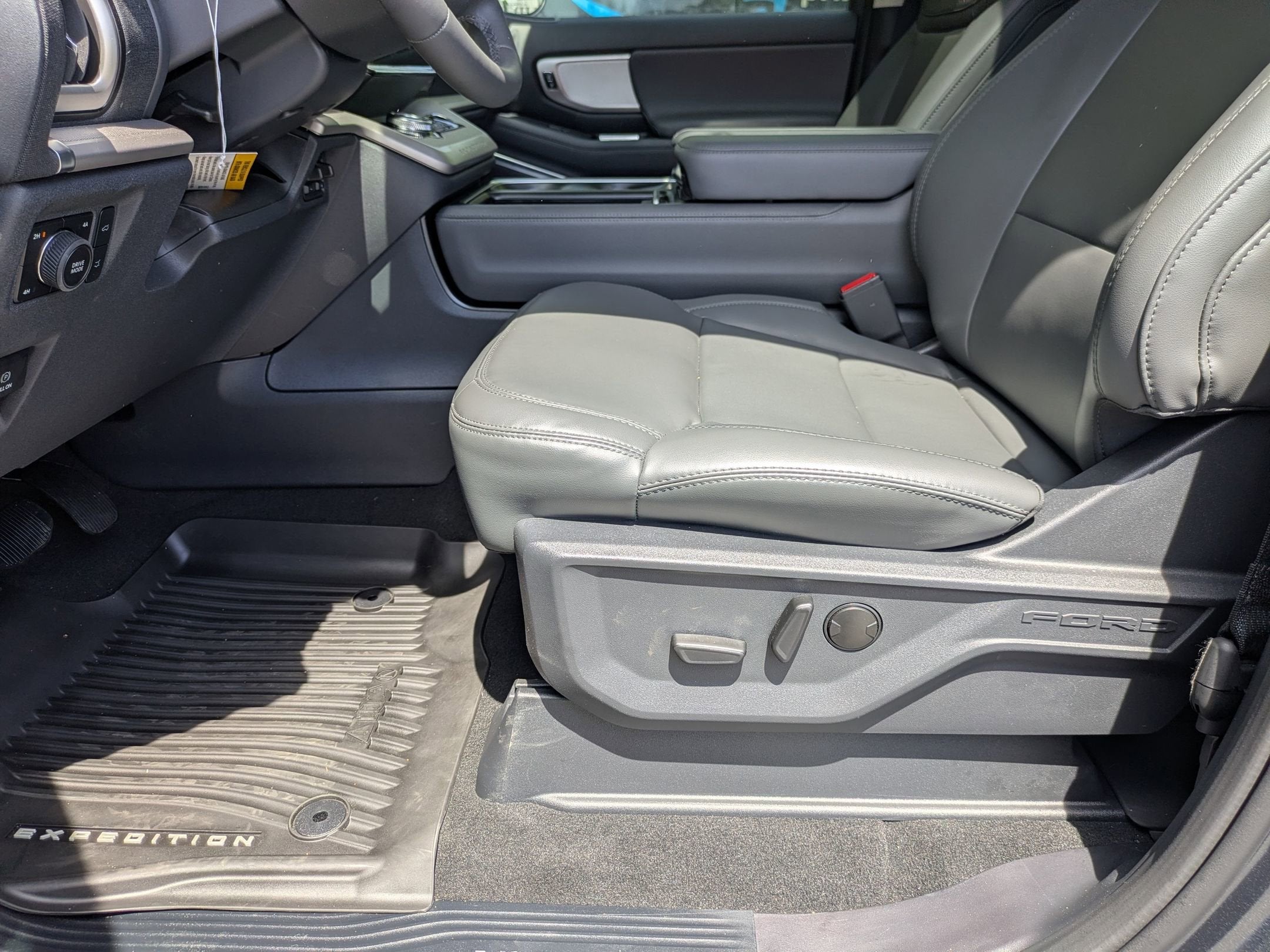 2026 Ford Expedition Active - Crossroads Courtesy Demo
