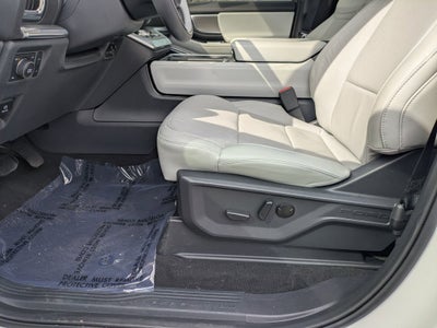 2025 Ford Expedition Platinum