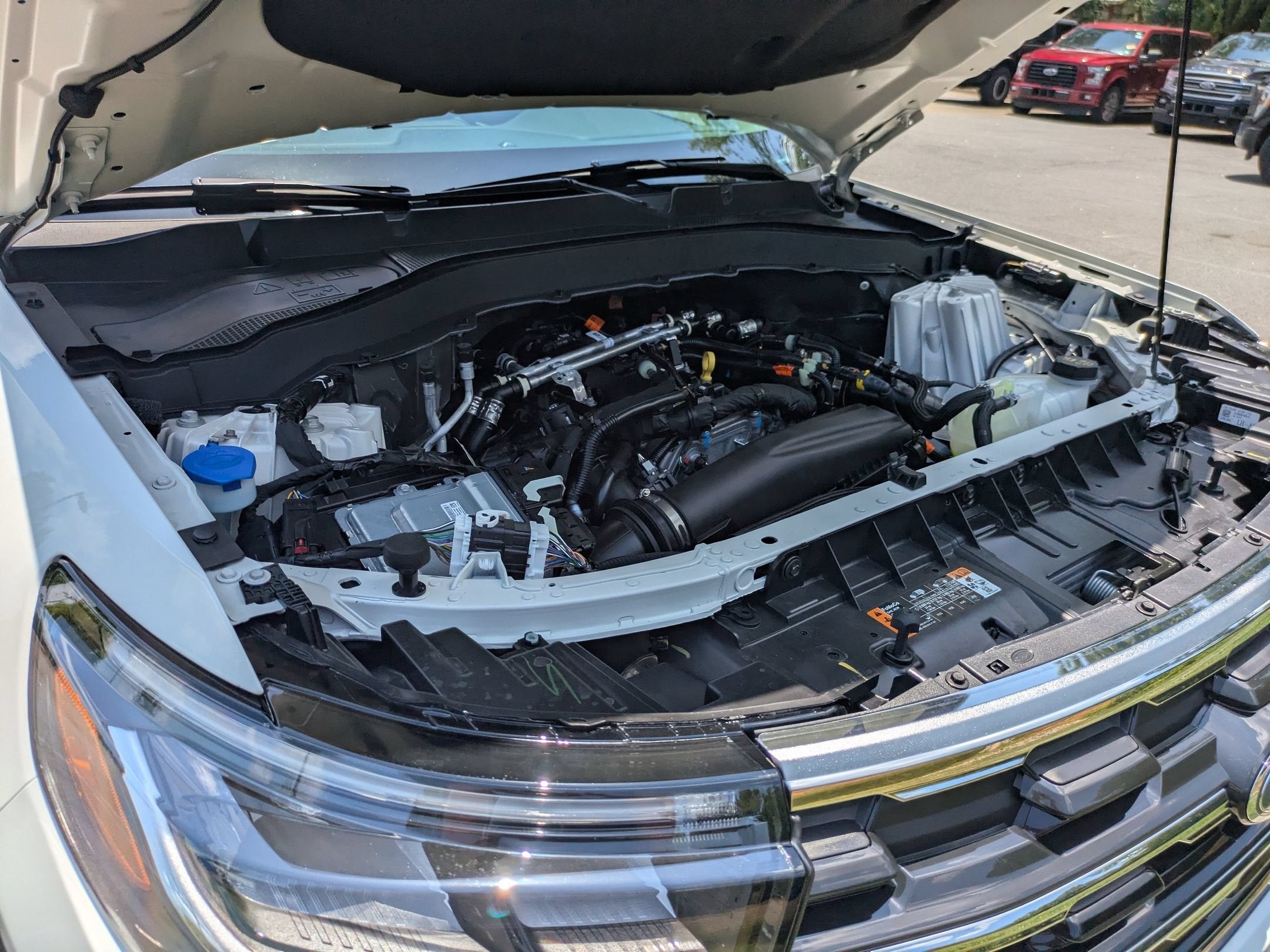 2026 Ford Explorer Active w/200A Pkg