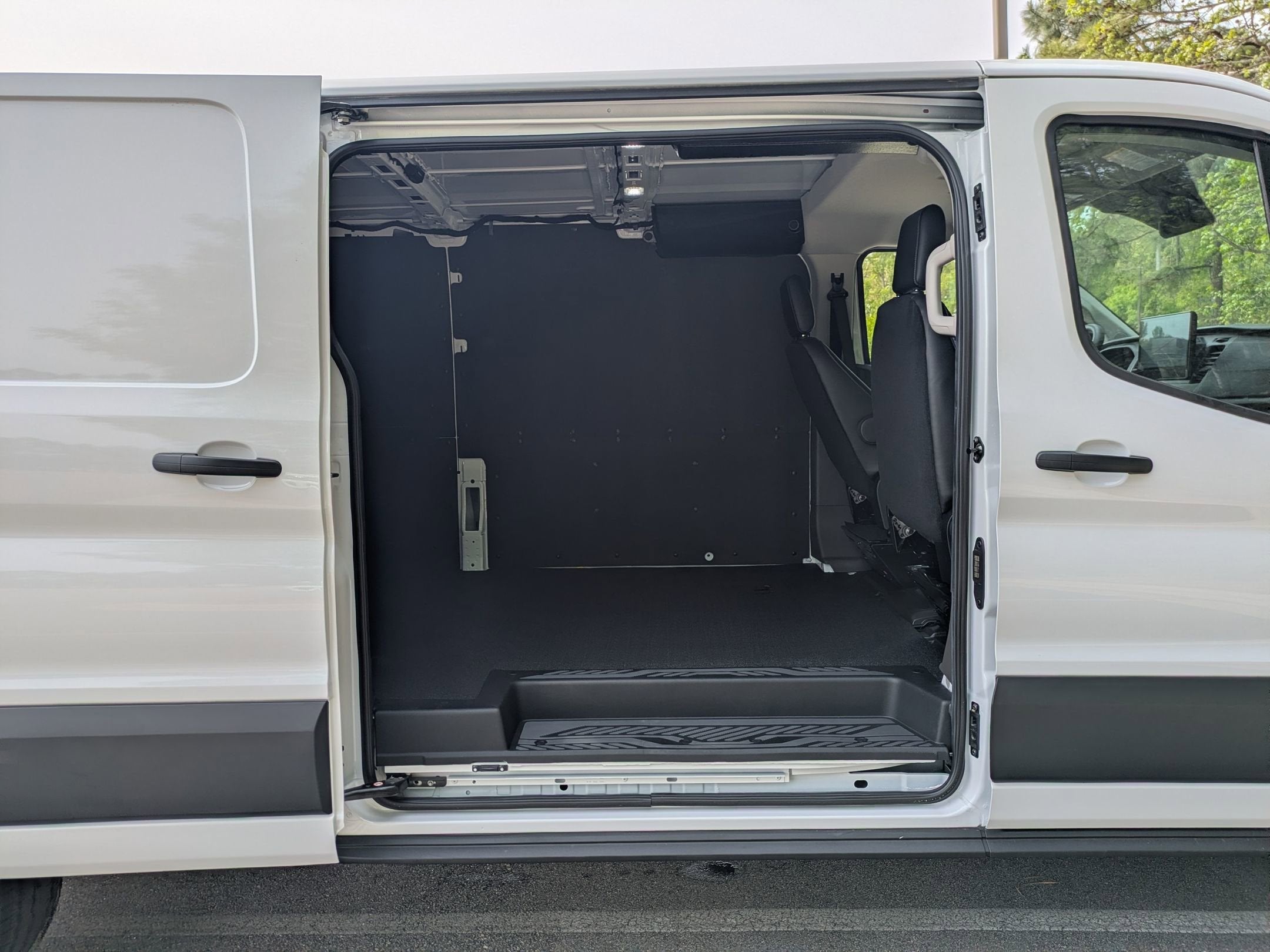2026 Ford Transit Cargo Van Base