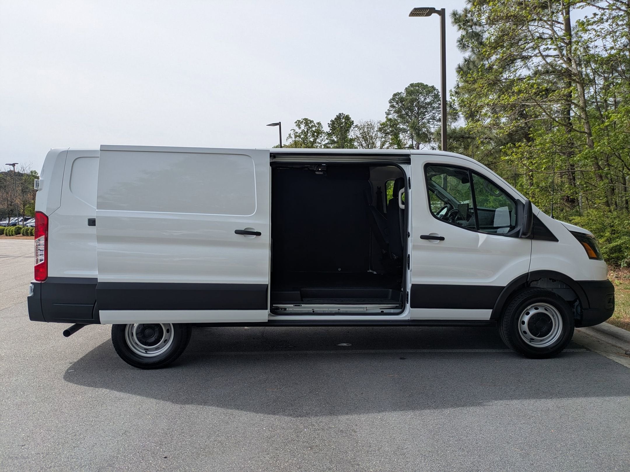 2026 Ford Transit Cargo Van Base