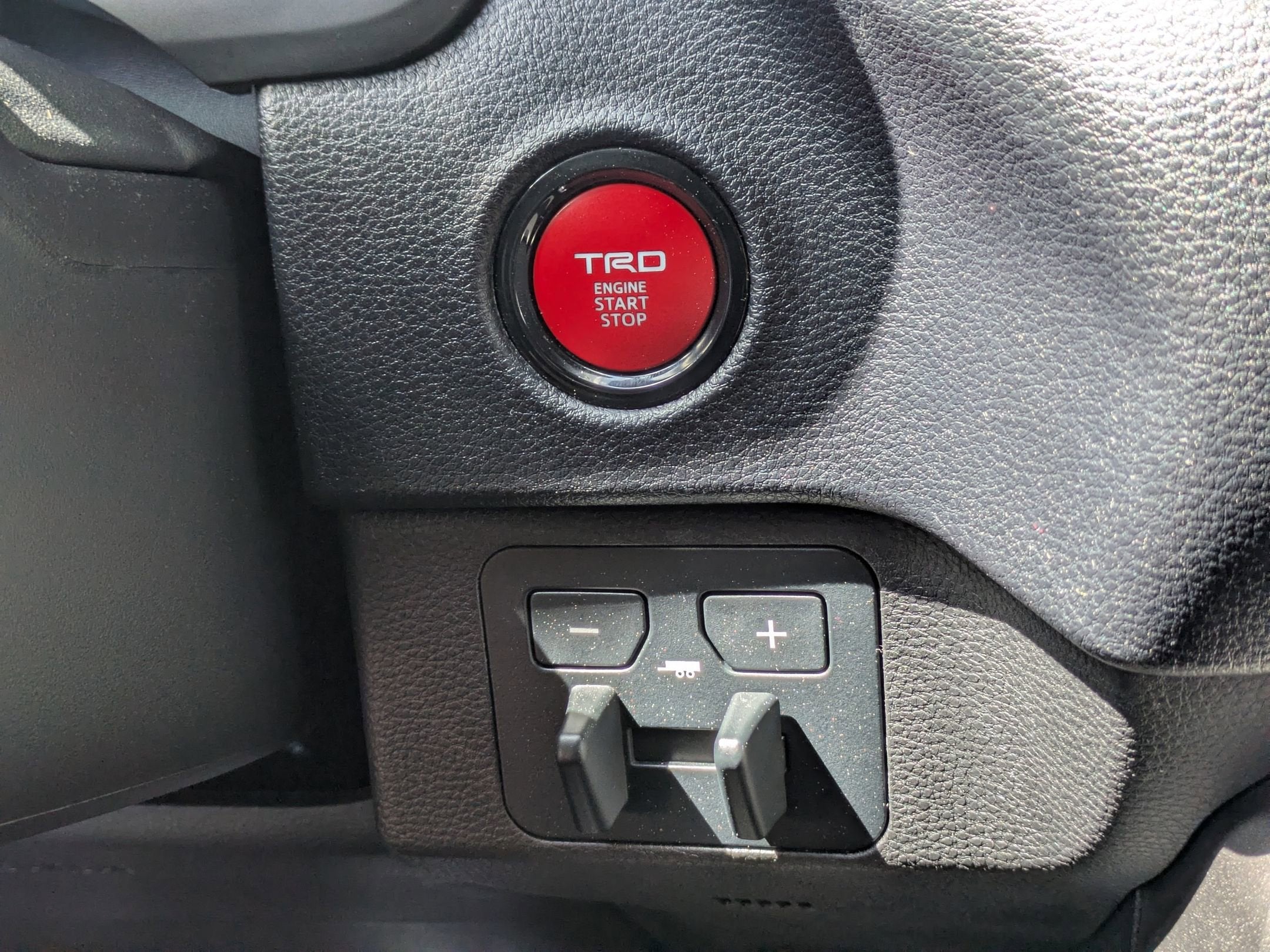 2026 Toyota Tundra 4WD SR5