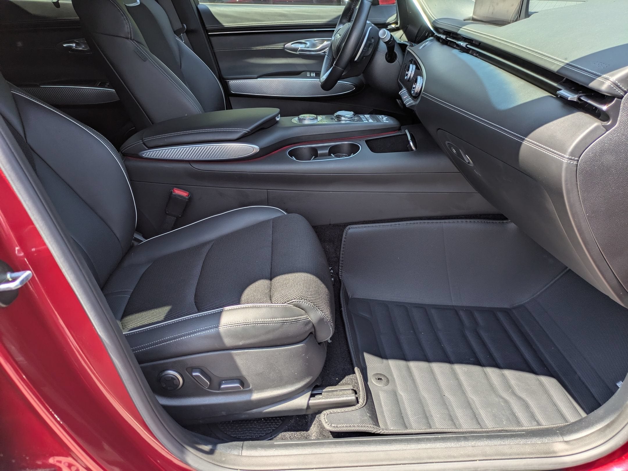 2023 Genesis GV70 2.5T