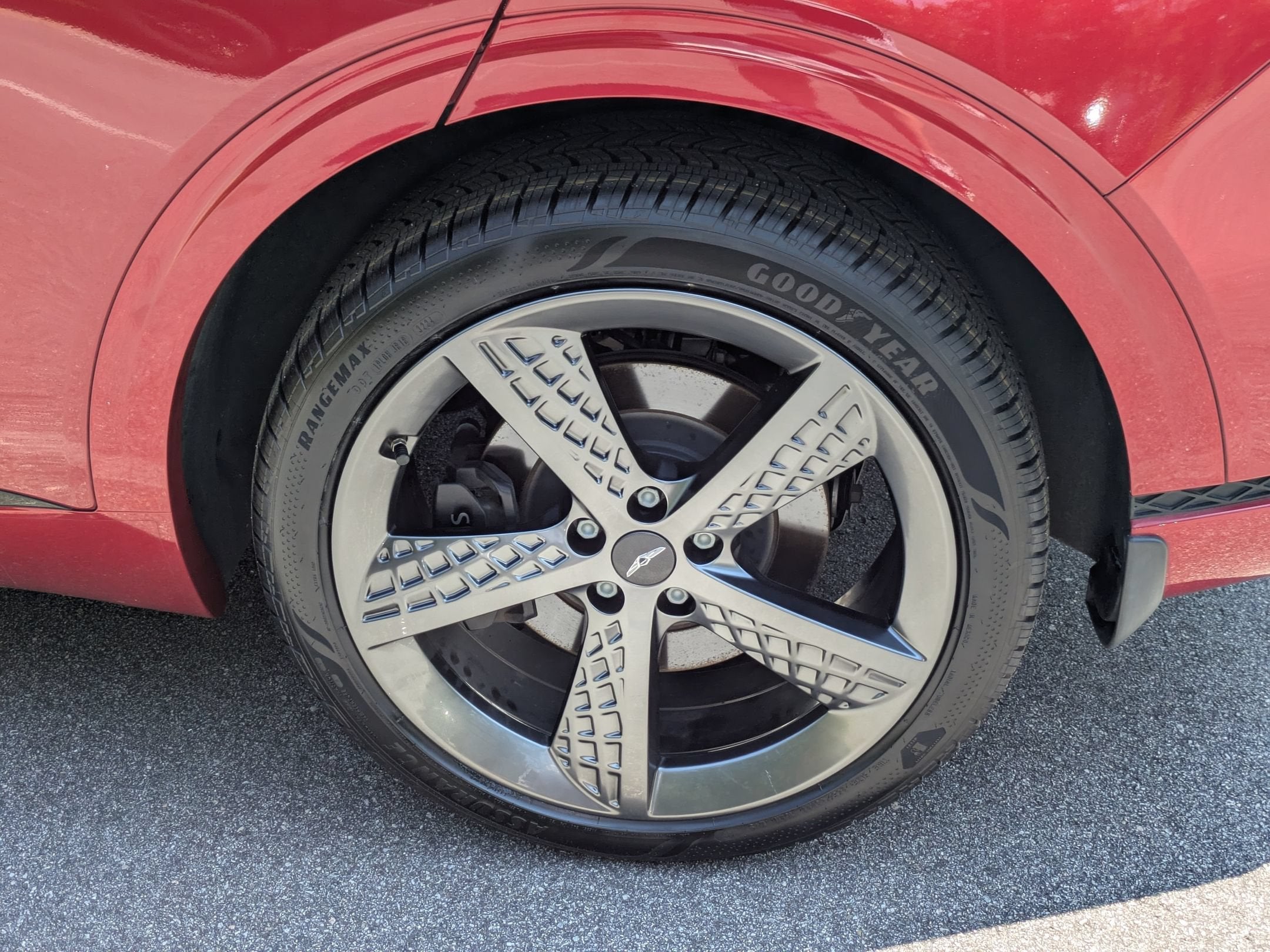 2023 Genesis GV70 2.5T