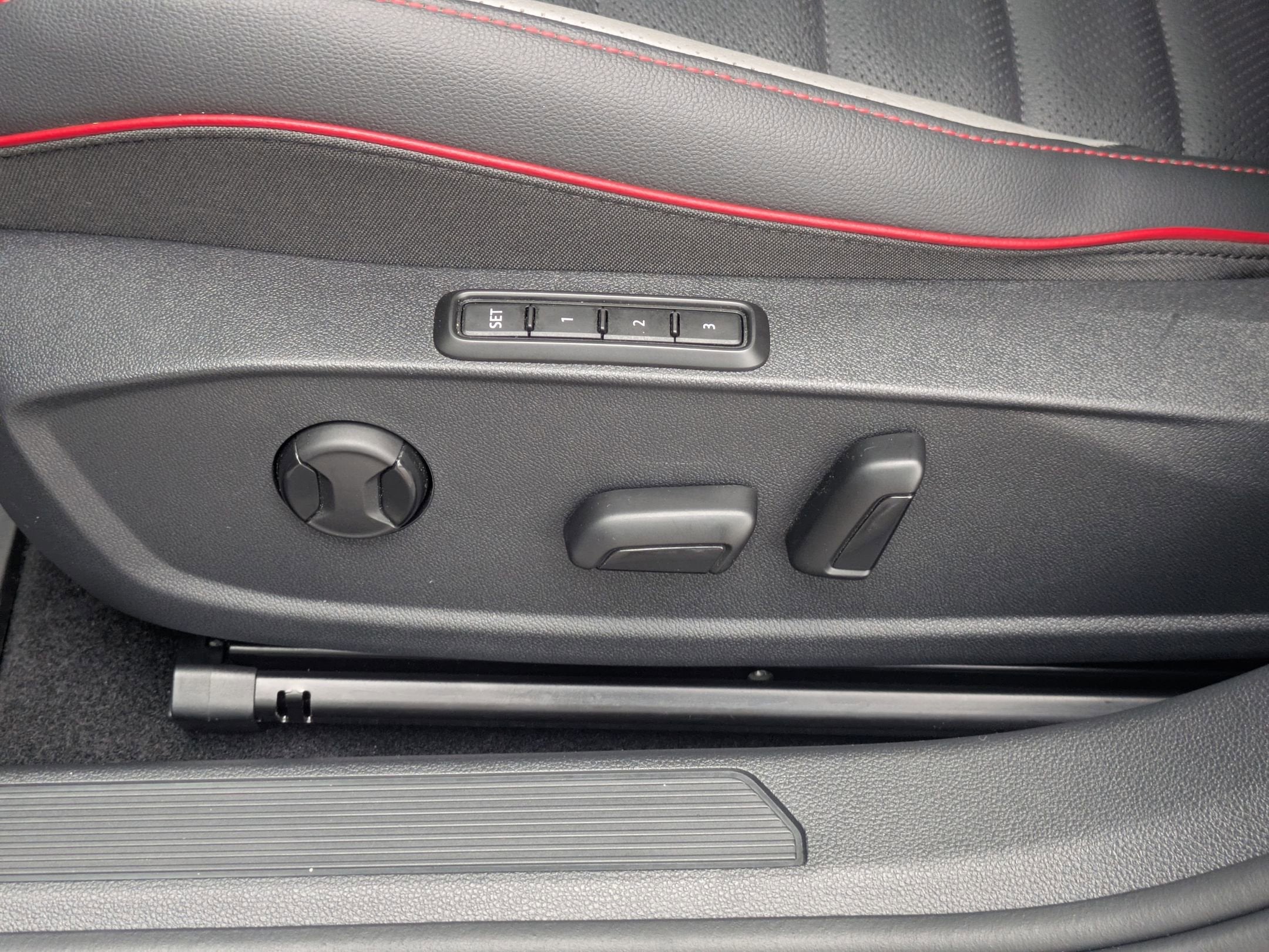 2024 Volkswagen Golf GTI 380 Autobahn