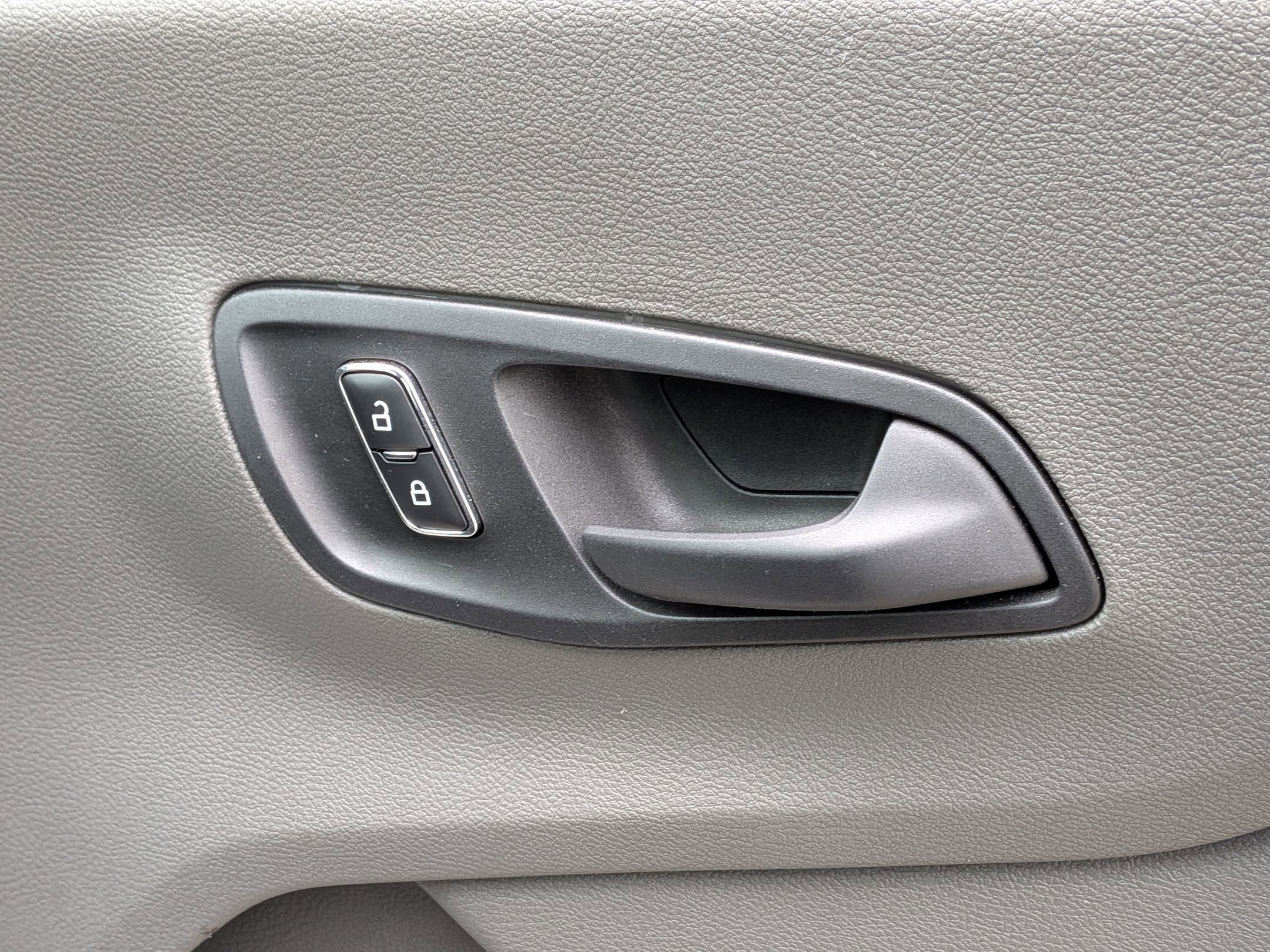 2024 Ford Transit Passenger Wagon XLT