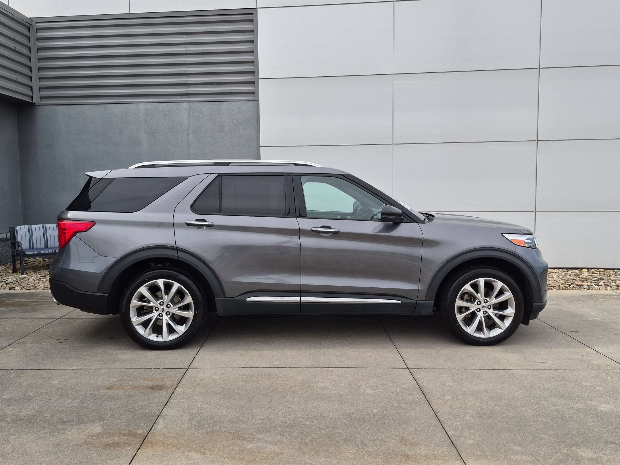 2021 Ford Explorer Platinum