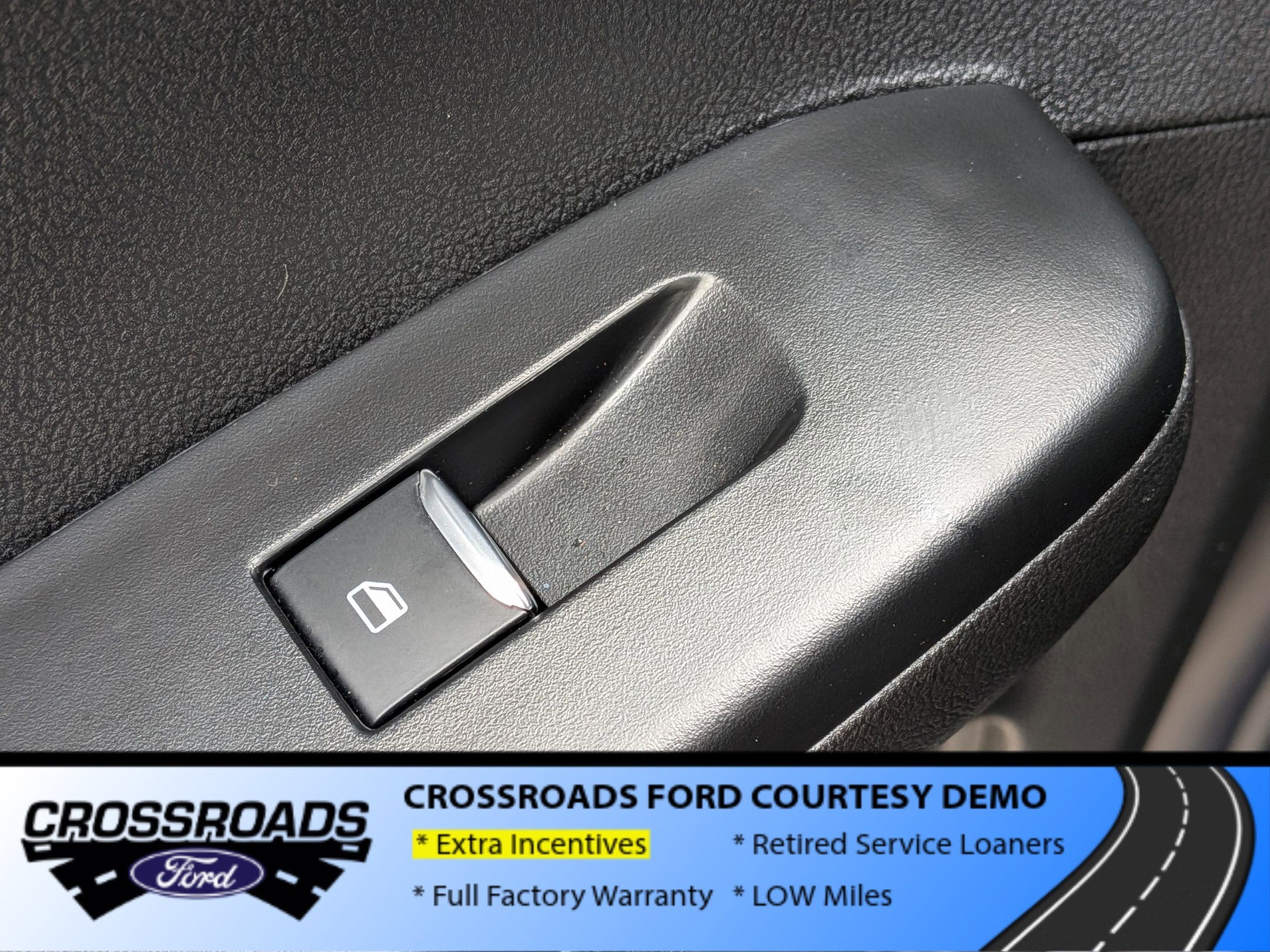 2025 Ford Escape ST-Line - Crossroads Courtesy Demo