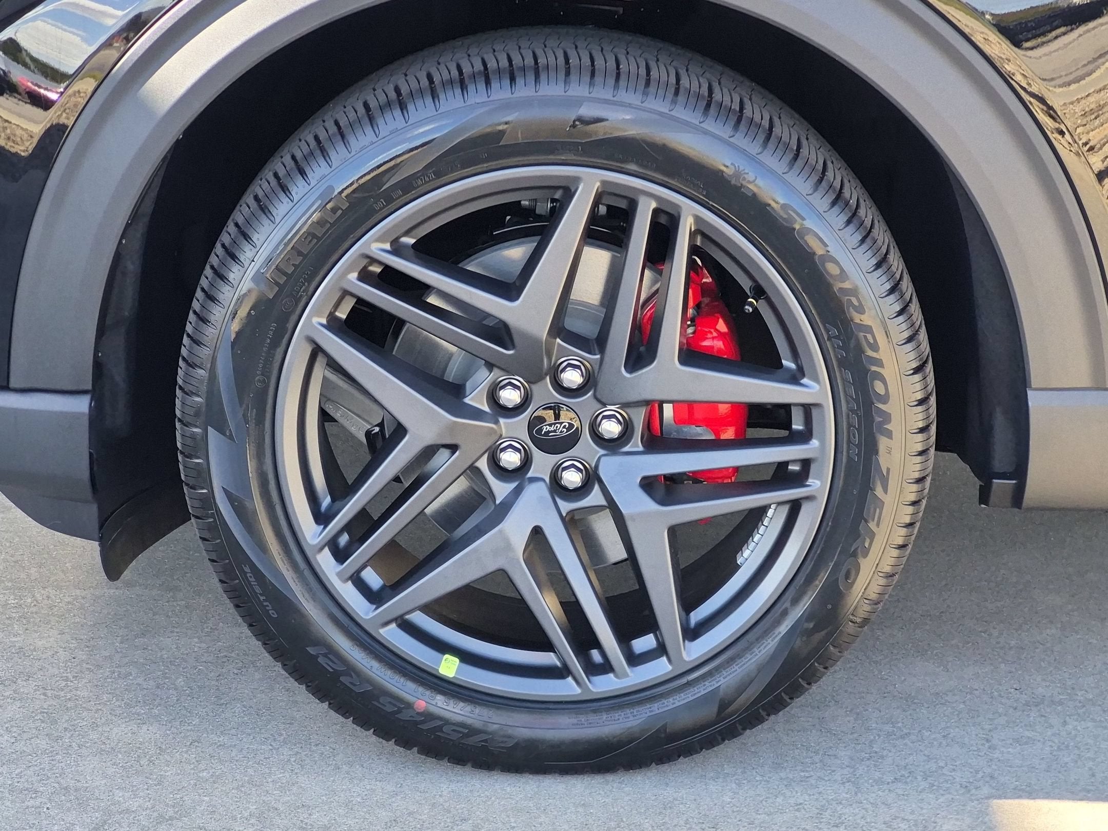 2027 Ford Explorer ST-Line