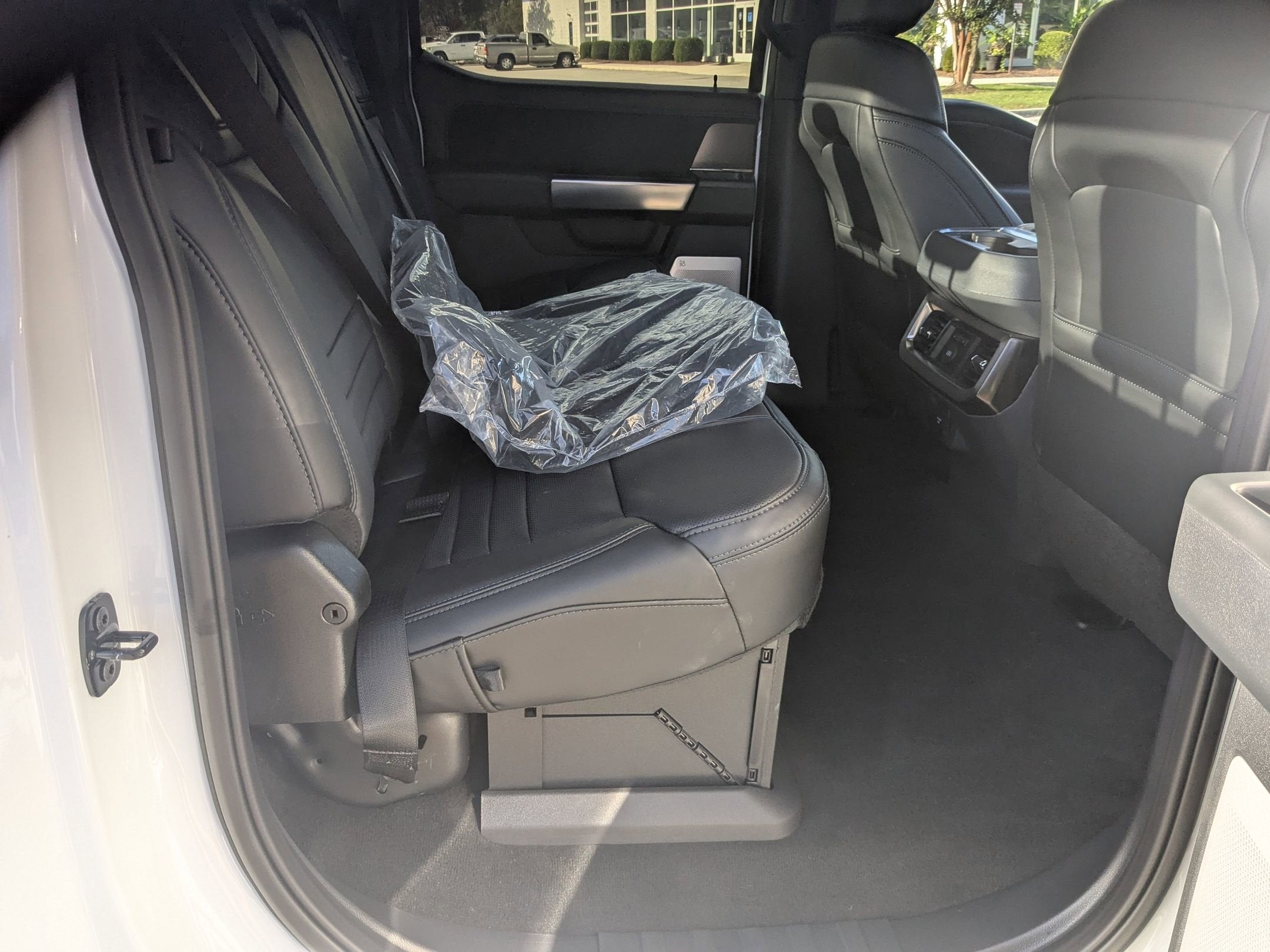 2026 Ford Super Duty F-350 DRW Platinum