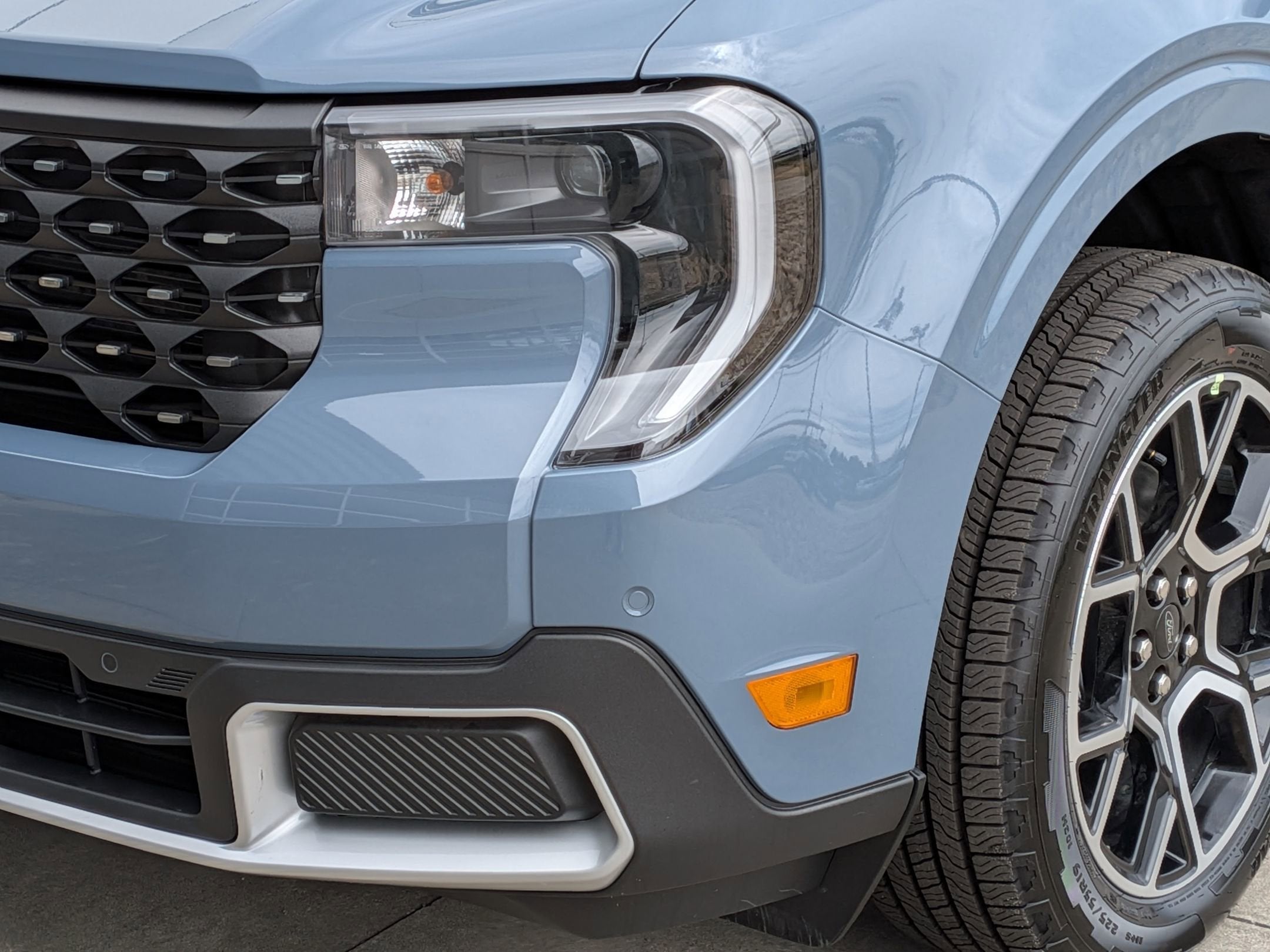 2026 Ford Maverick LARIAT