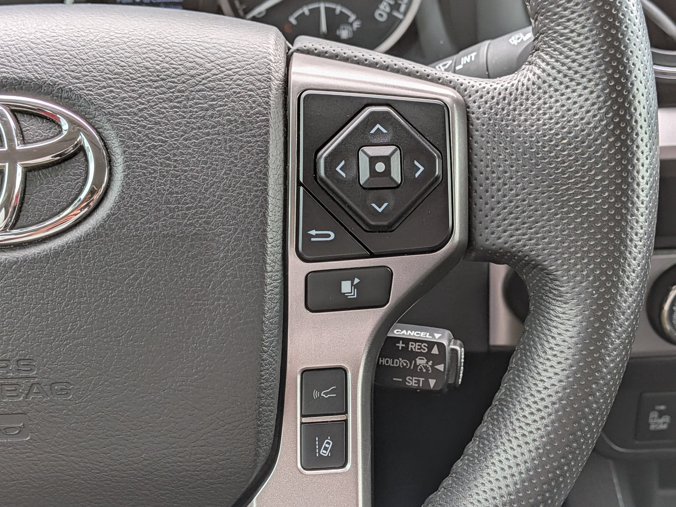 2023 Toyota Tacoma 4WD SR5