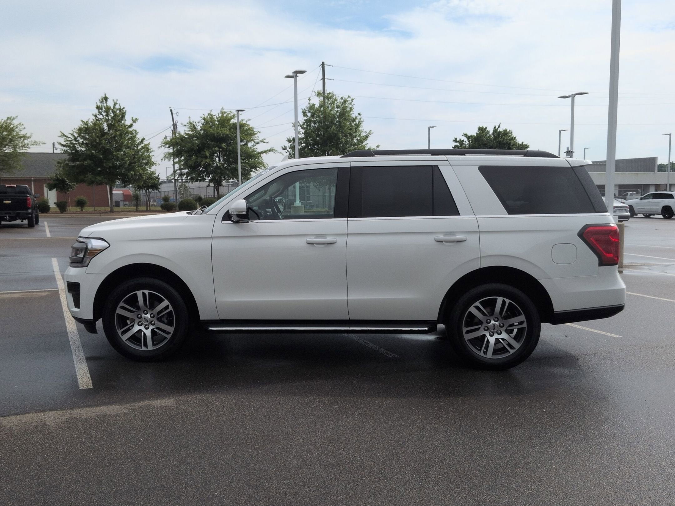 2023 Ford Expedition XLT