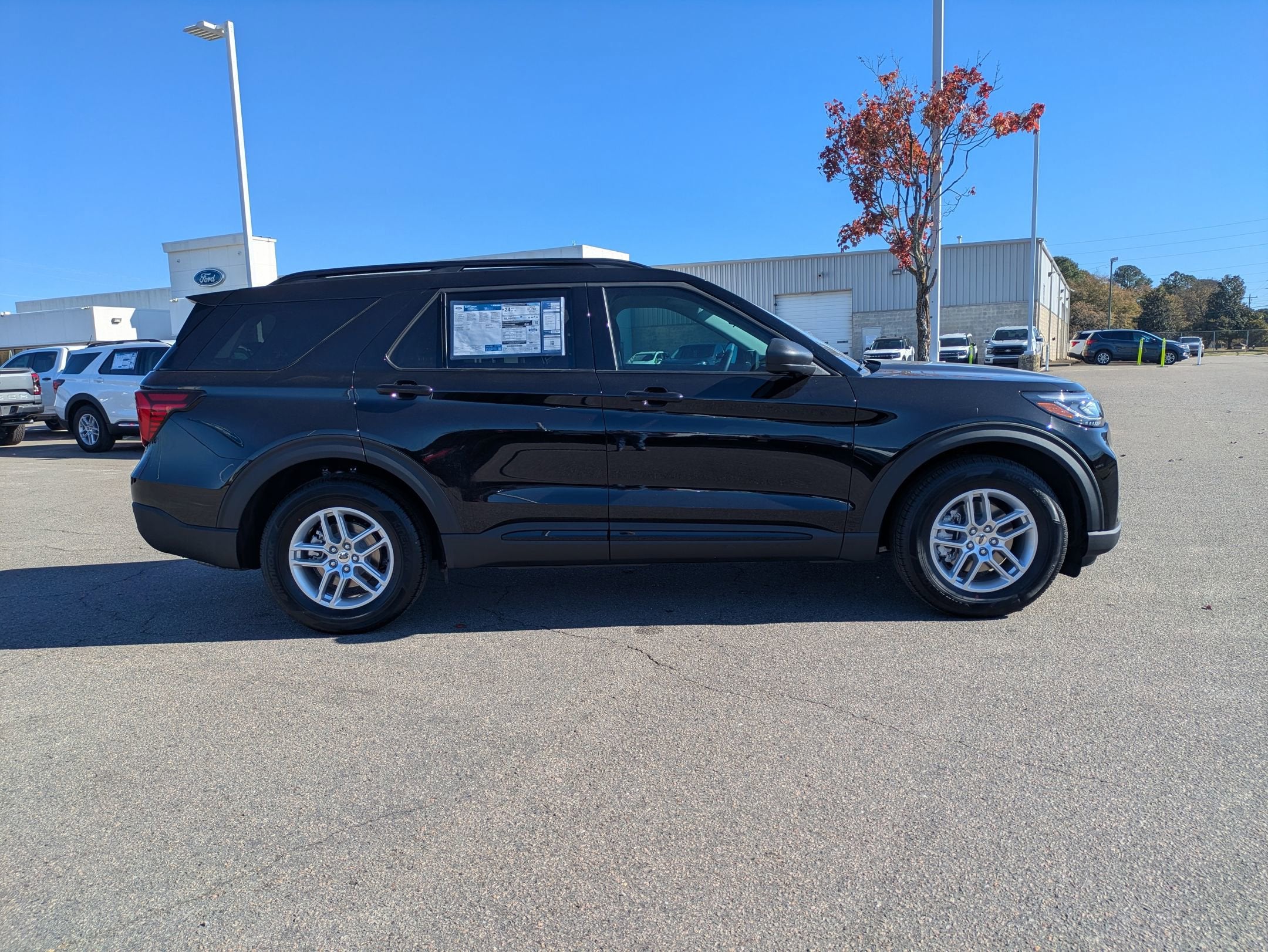 2026 Ford Explorer Active w/200A Pkg