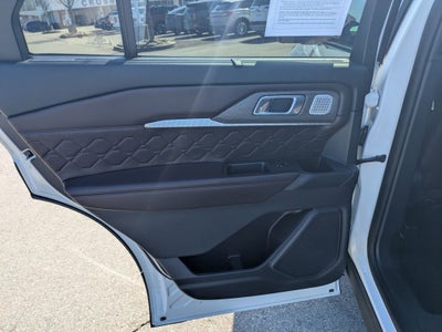 2025 Ford Explorer Platinum