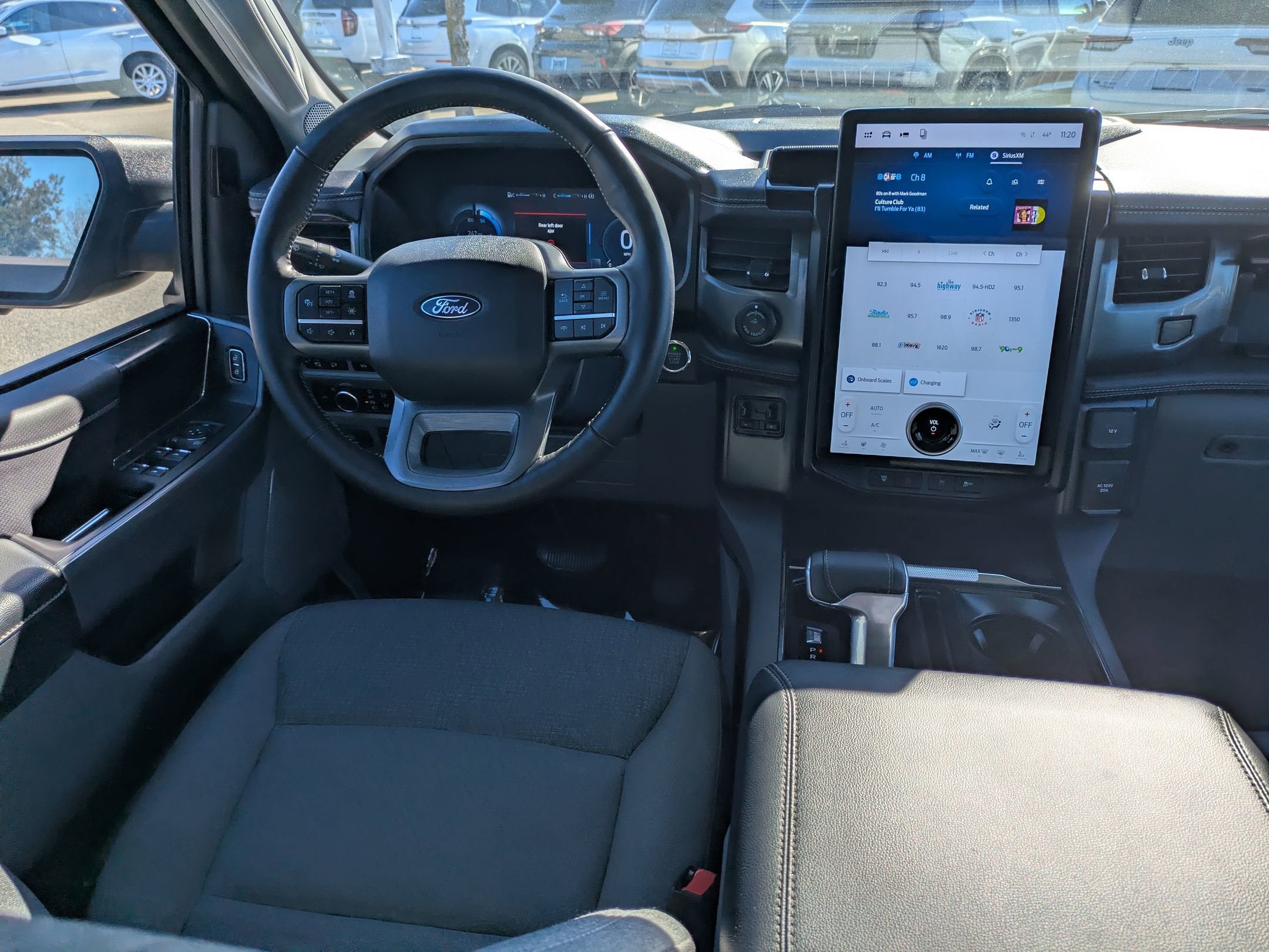 2024 Ford F-150 Lightning Flash