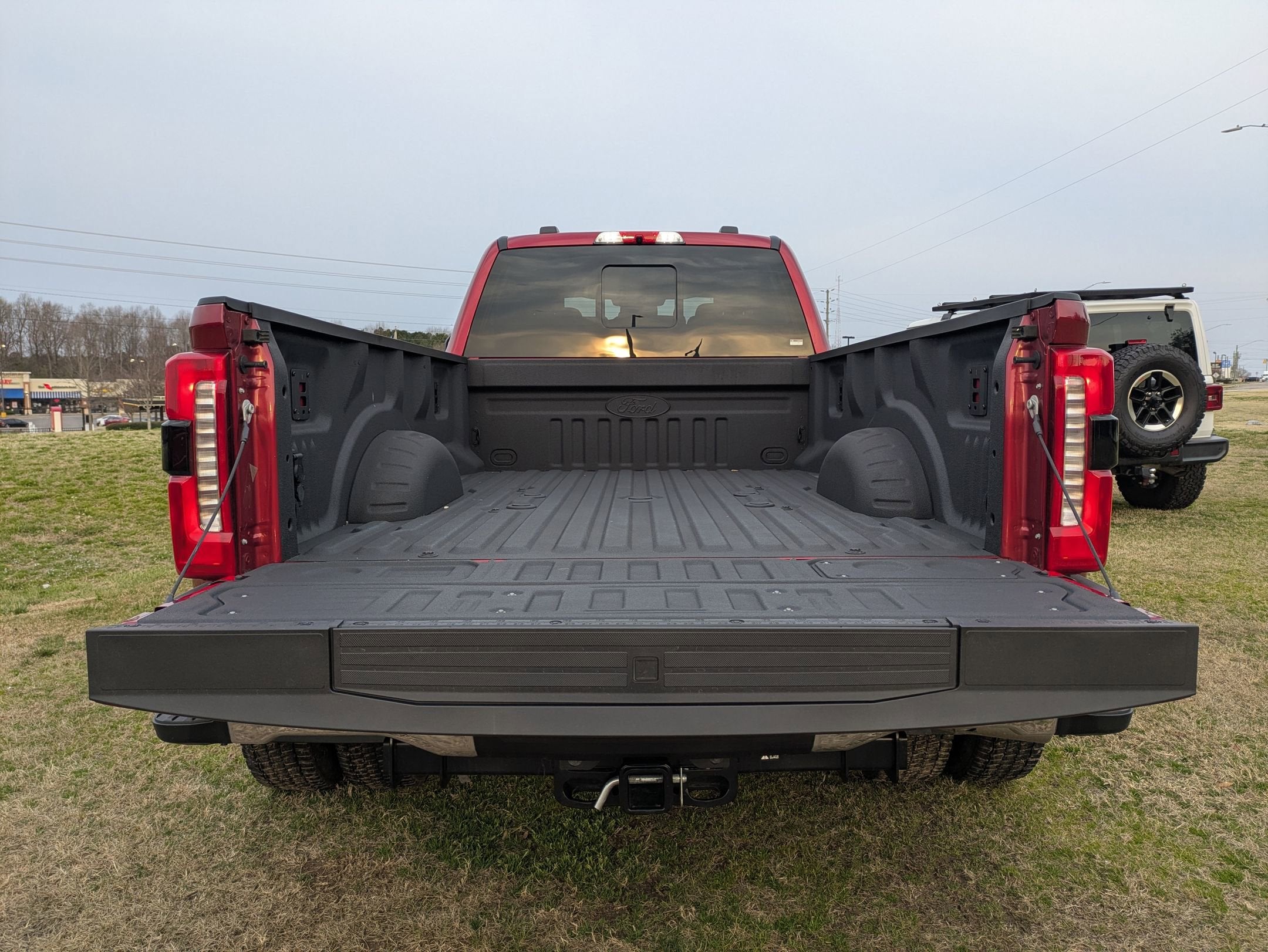 2025 Ford Super Duty F-450 DRW XLT