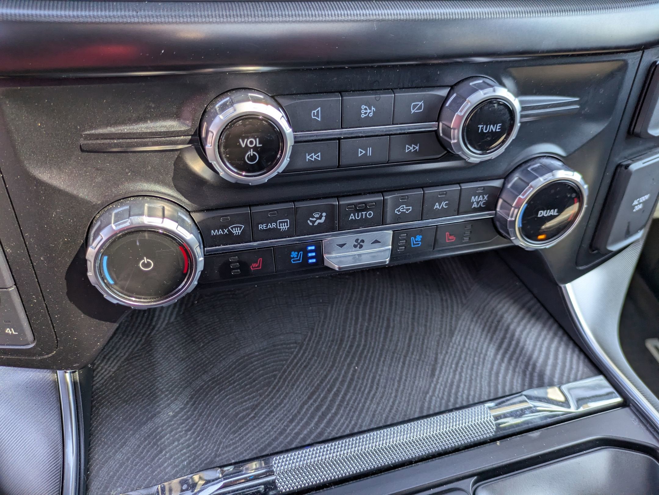 2023 Ford F-150 Base