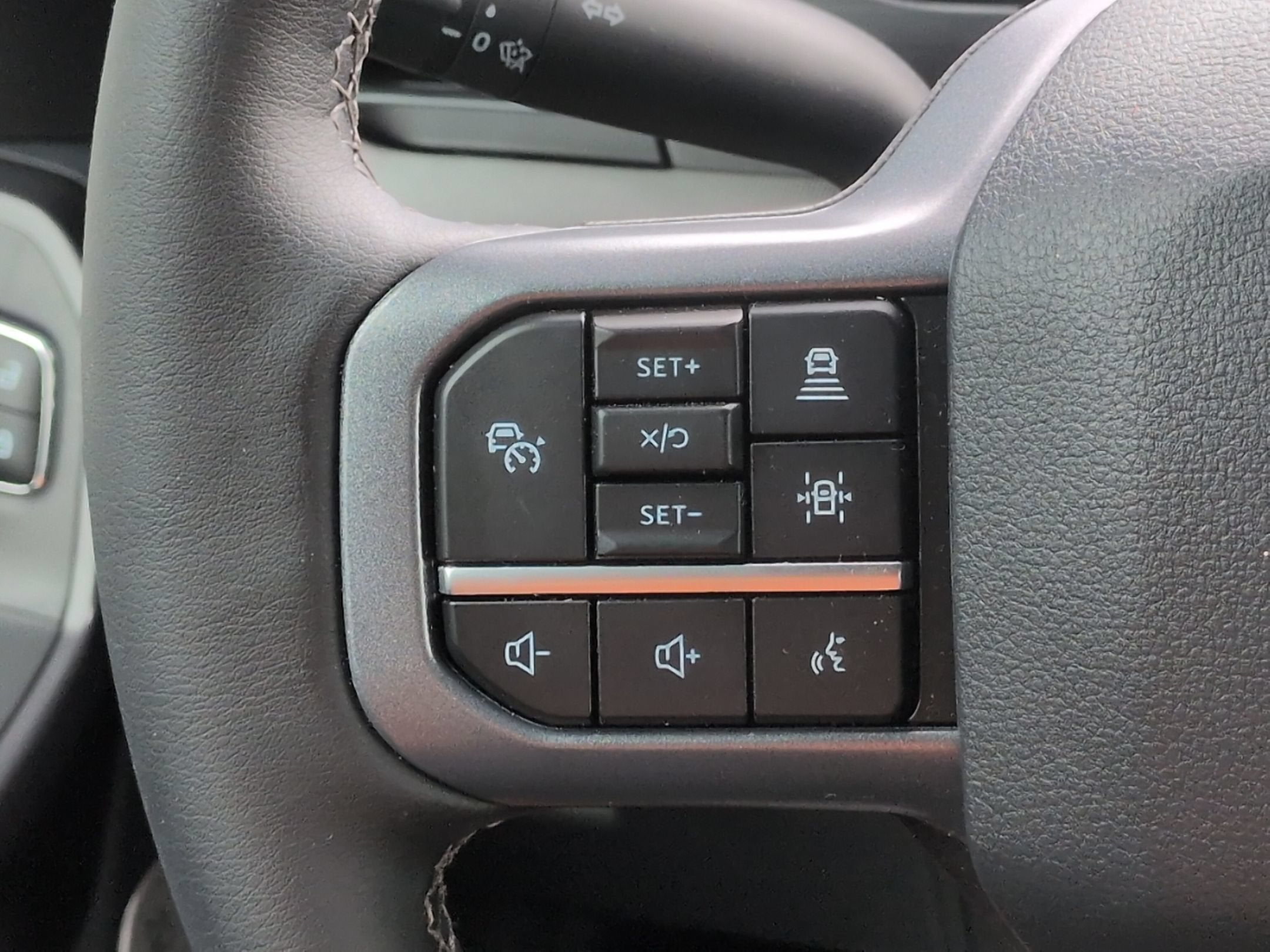 2026 Ford F-150 LARIAT - Crossroads Courtesy Demo