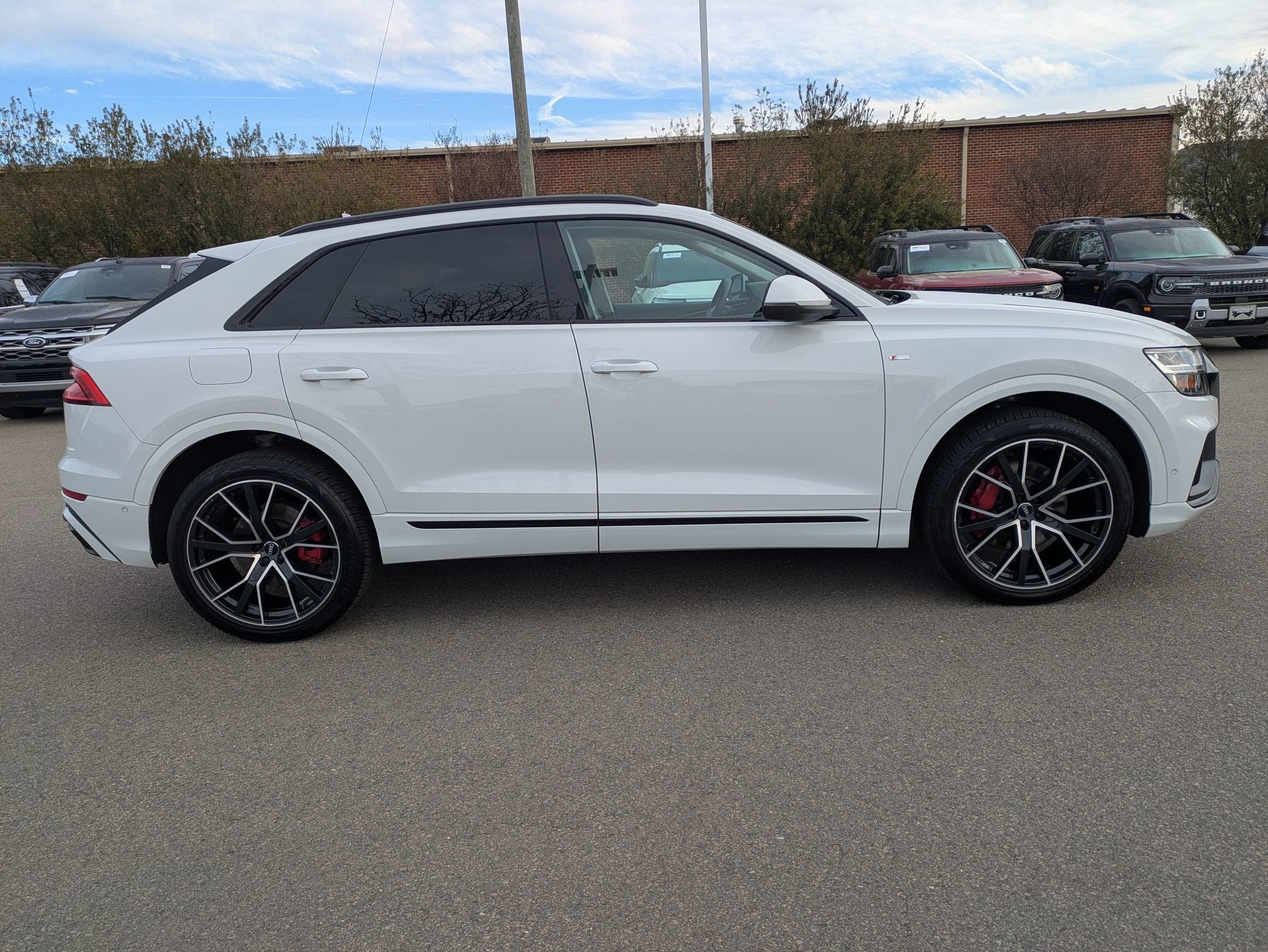 2020 Audi Q8 Premium Plus