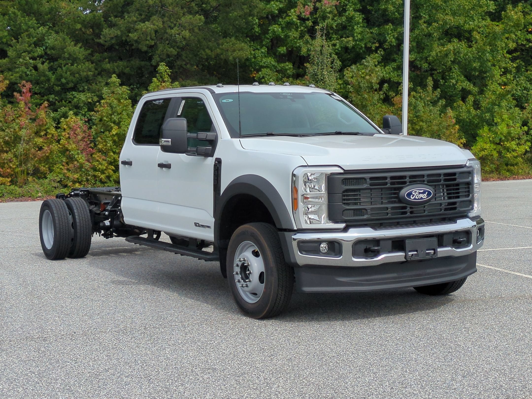 2027 Ford Super Duty F-450 DRW XL