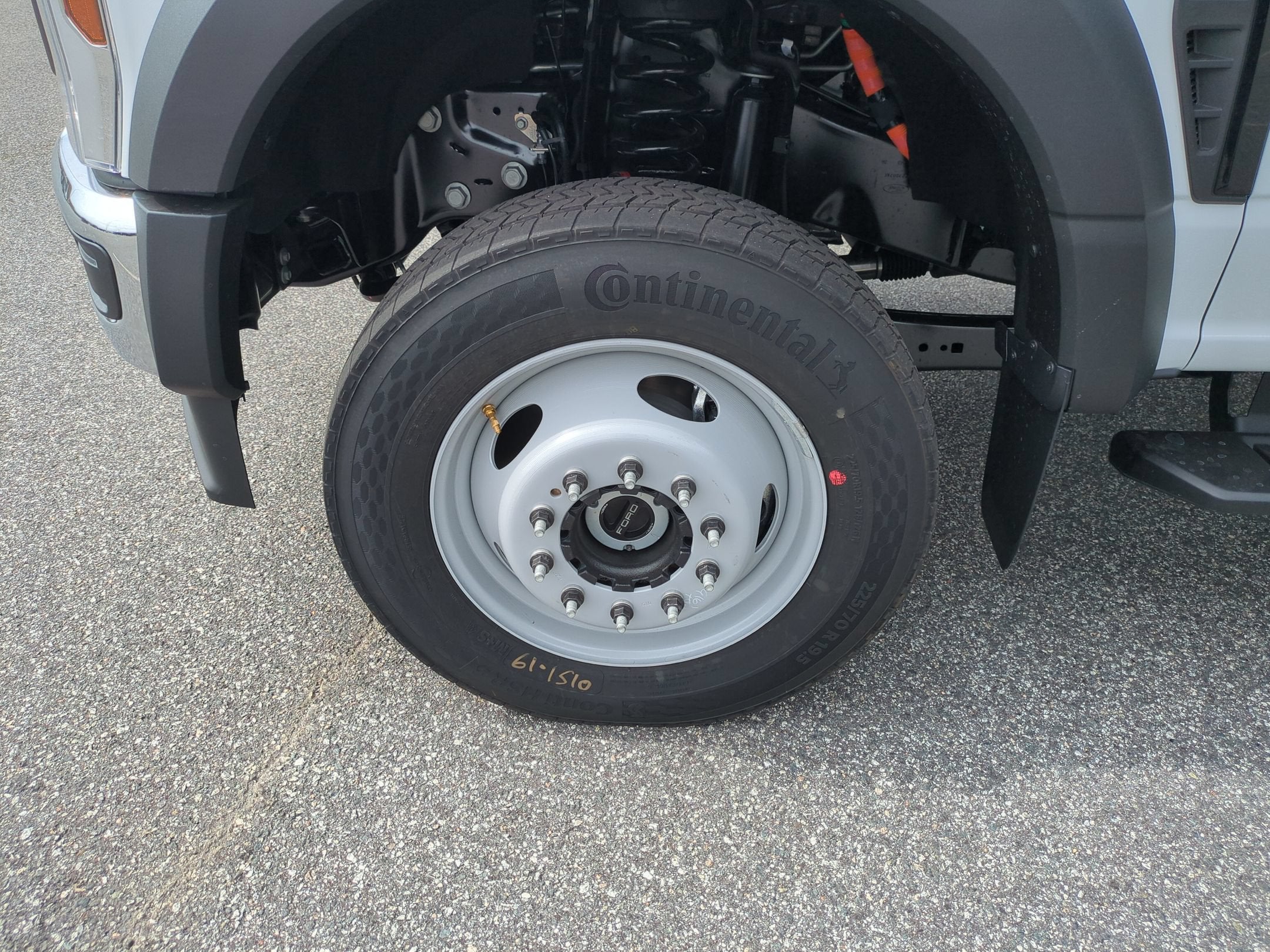 2027 Ford Super Duty F-450 DRW XL