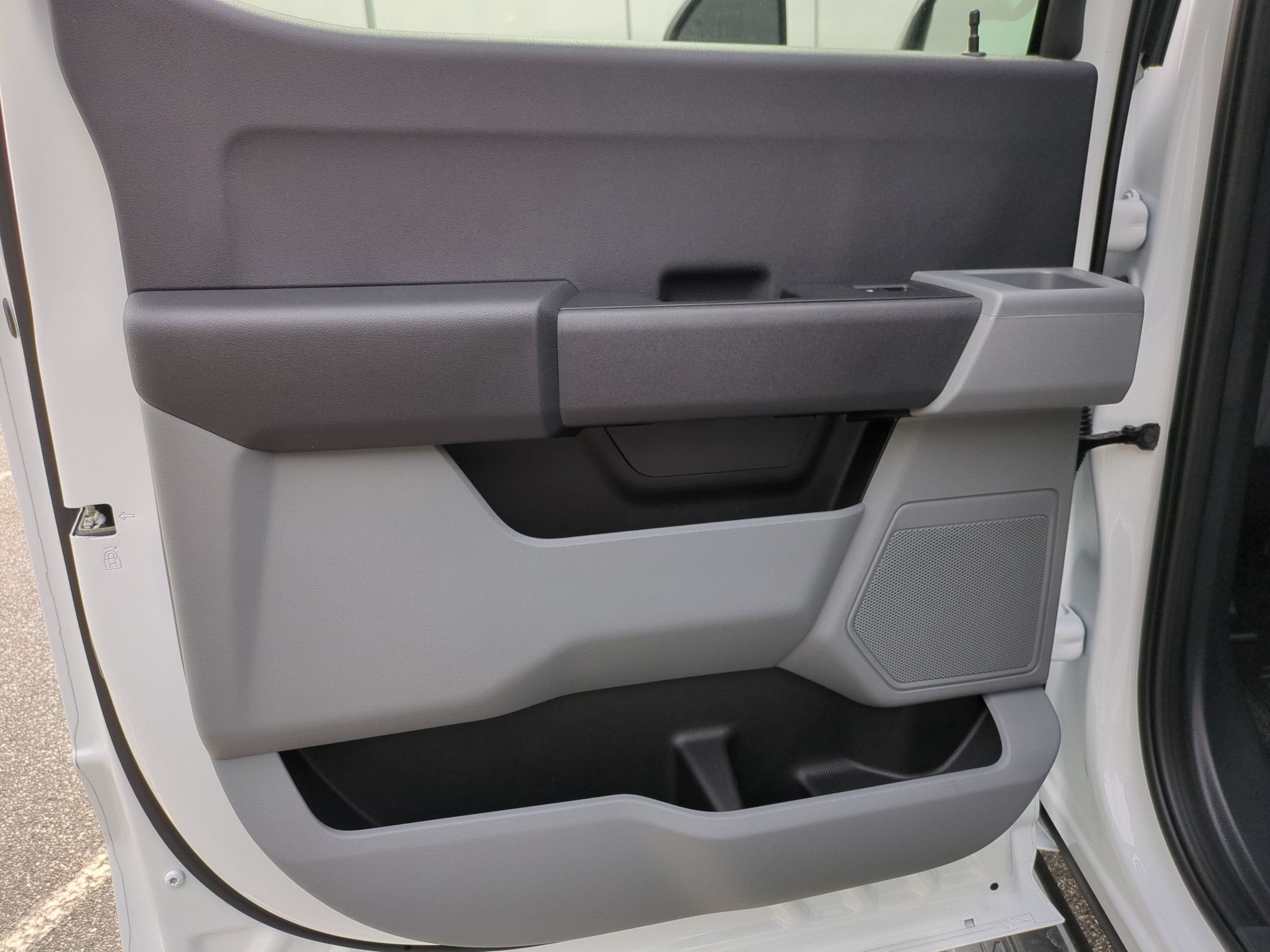 2027 Ford Super Duty F-450 DRW XL