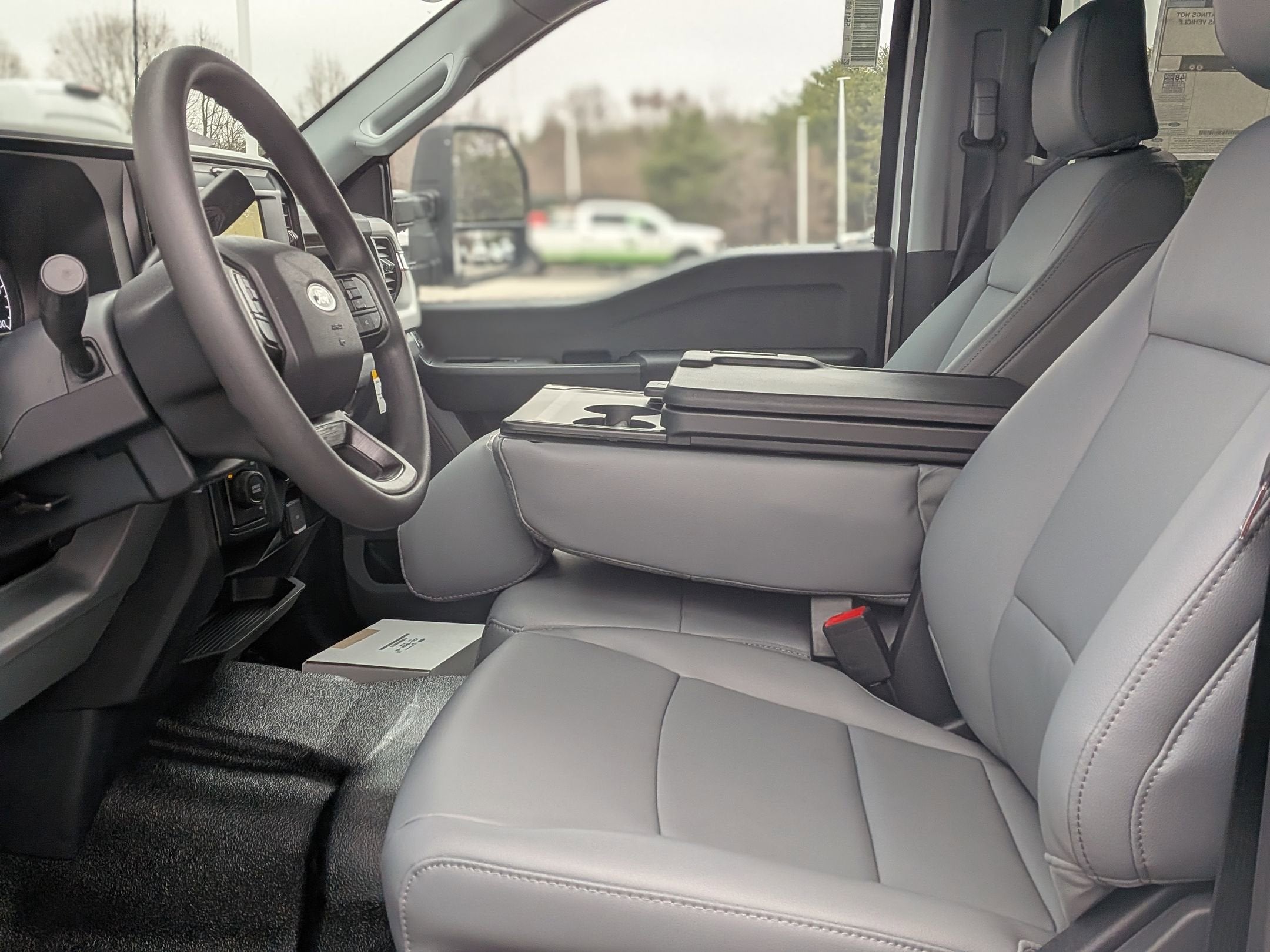 2026 Ford Super Duty F-350 DRW XL