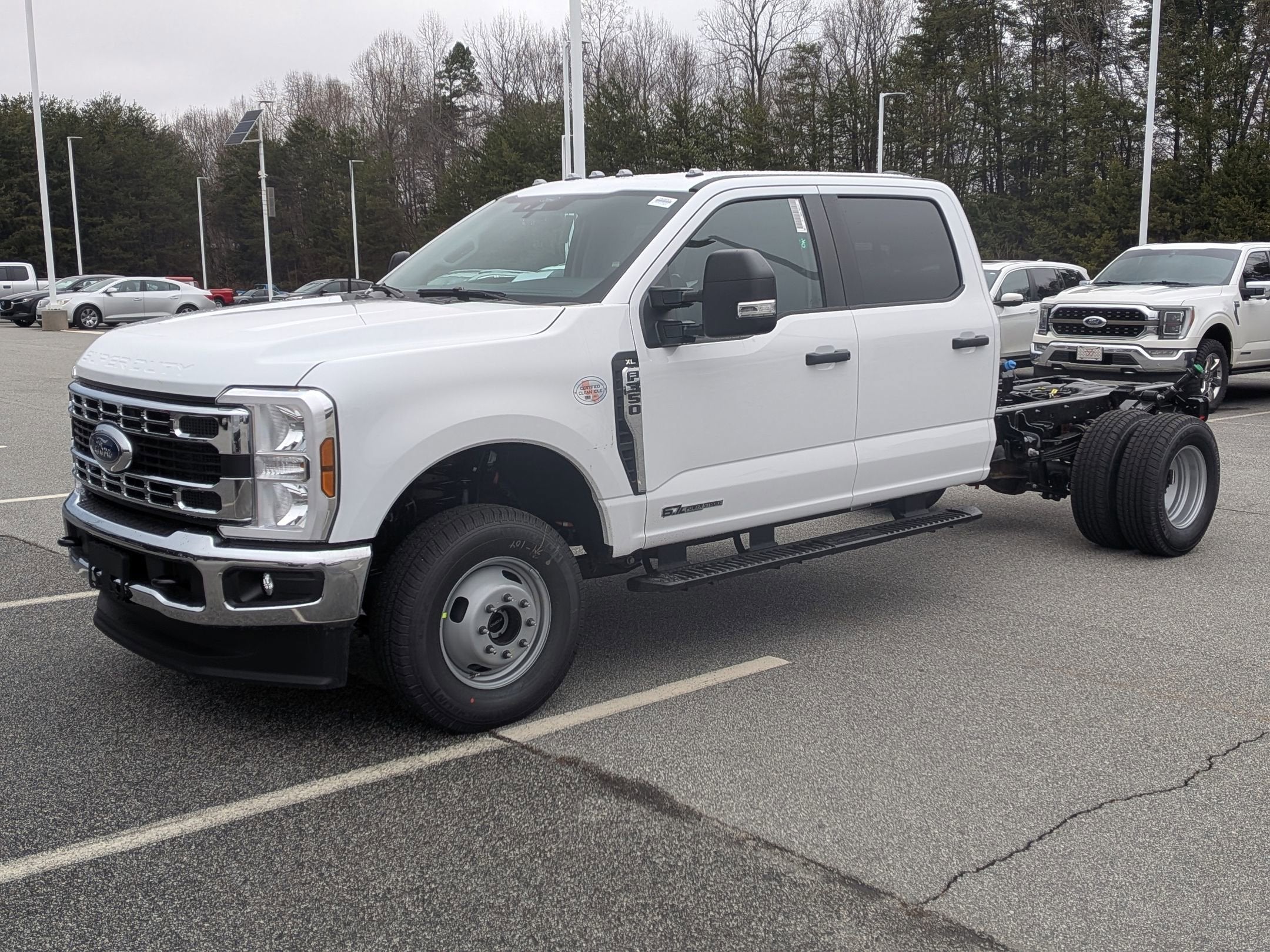 2026 Ford Super Duty F-350 DRW XL