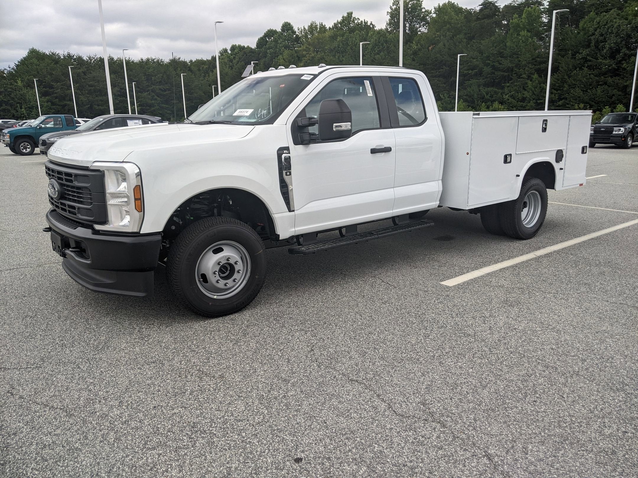 2025 Ford Super Duty F-350 DRW XL