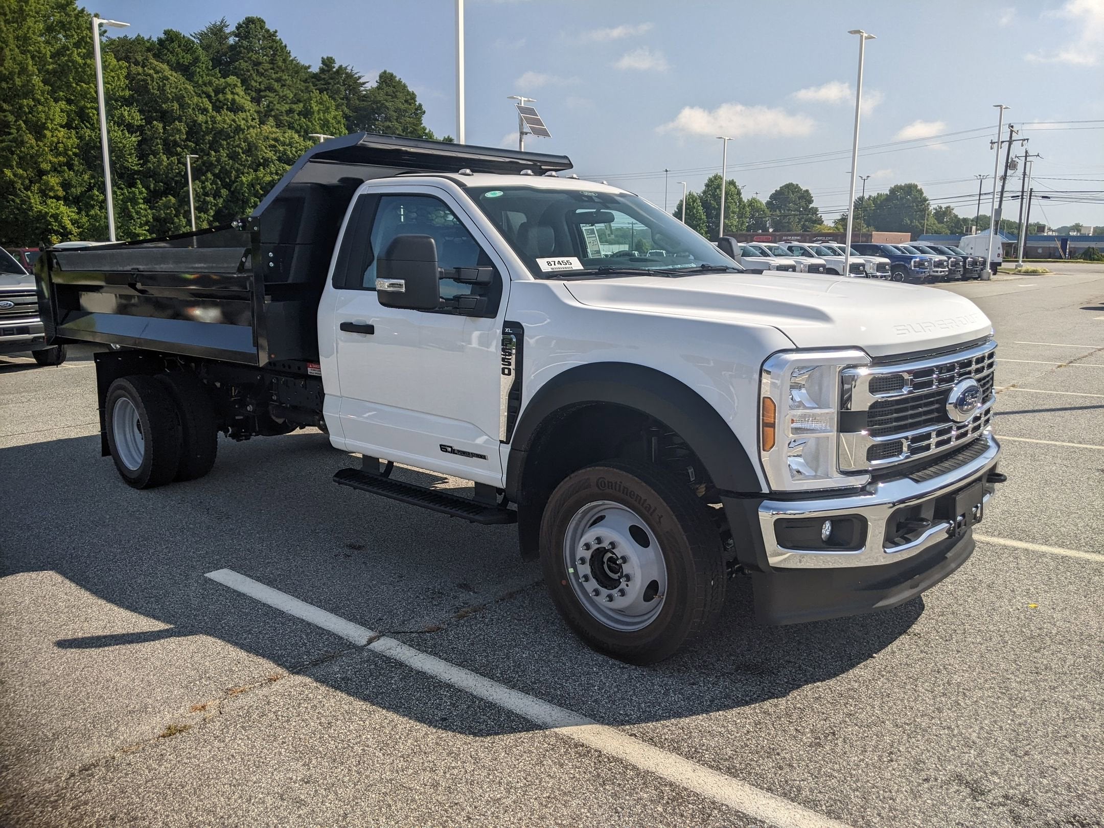 2025 Ford Super Duty F-550 DRW XL