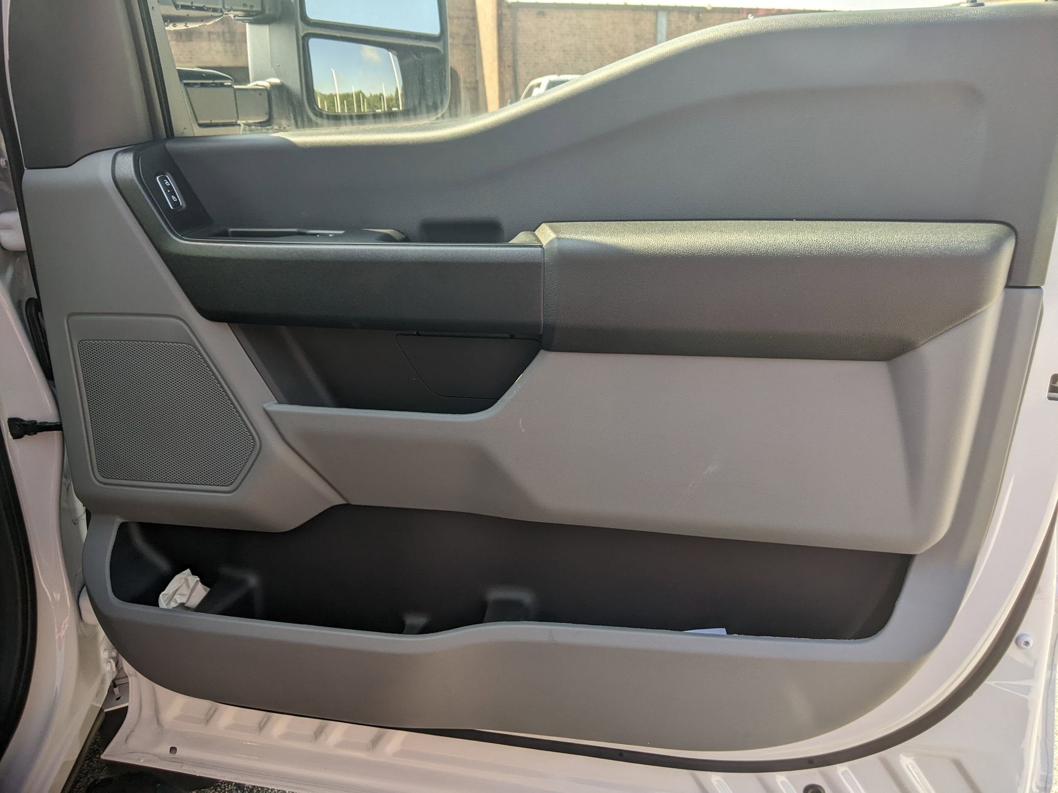 2025 Ford Super Duty F-550 DRW XL