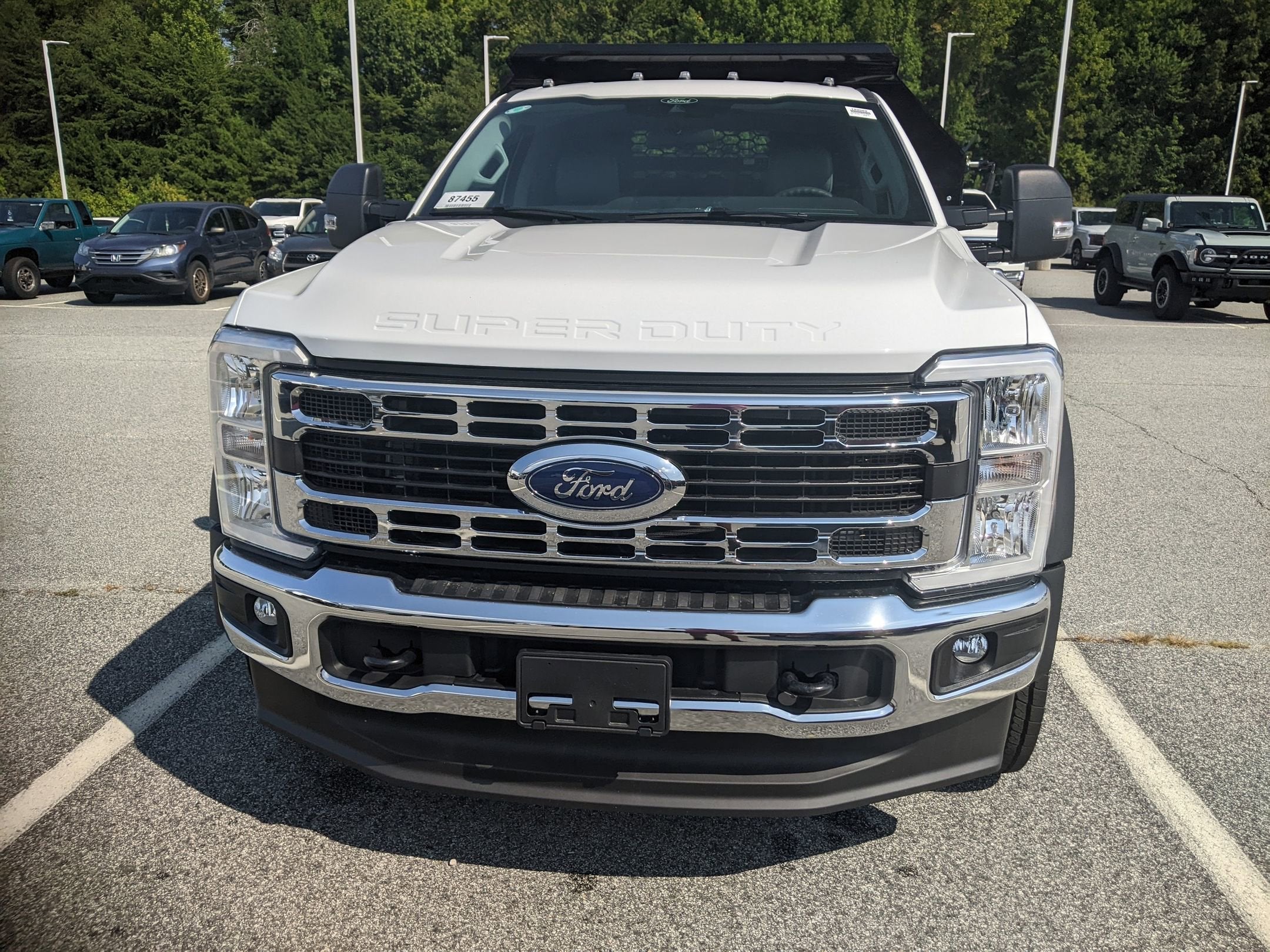 2025 Ford Super Duty F-550 DRW XL