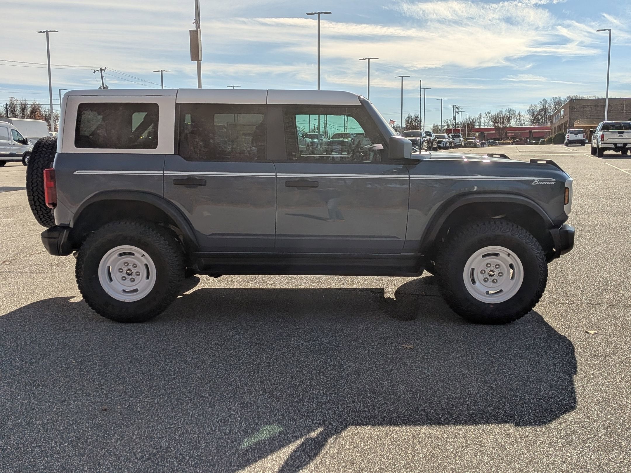 2025 Ford Bronco Heritage Edition