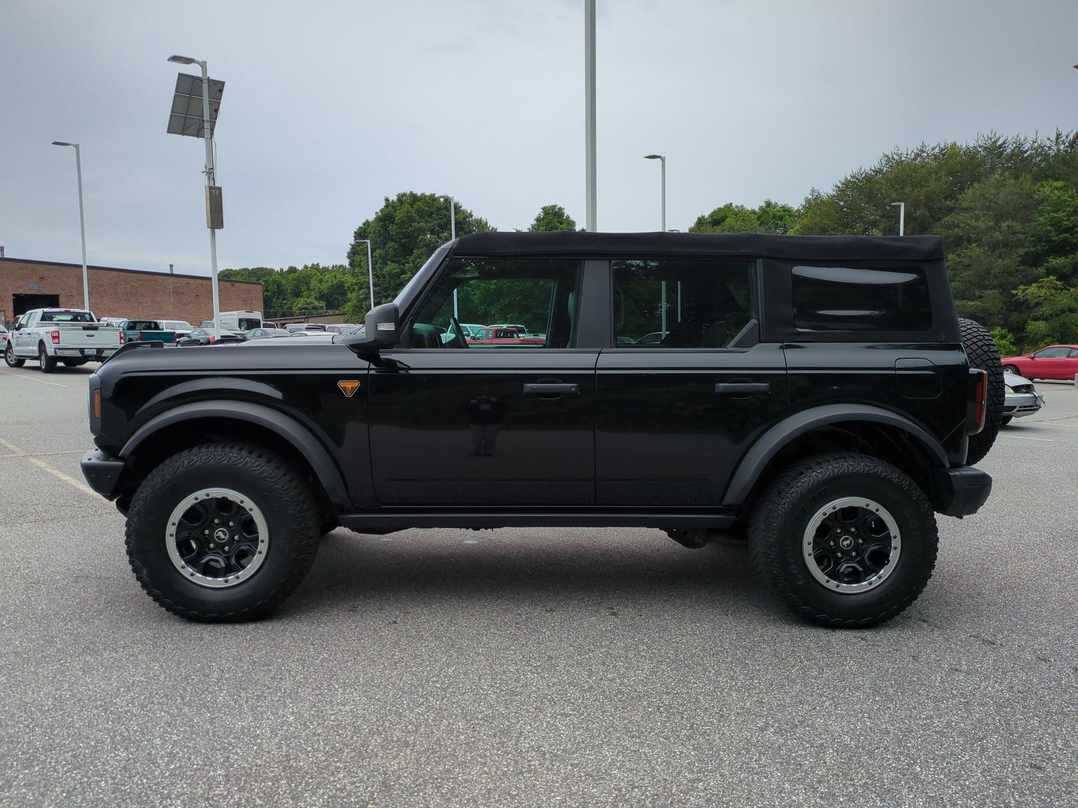 2022 Ford Bronco Badlands