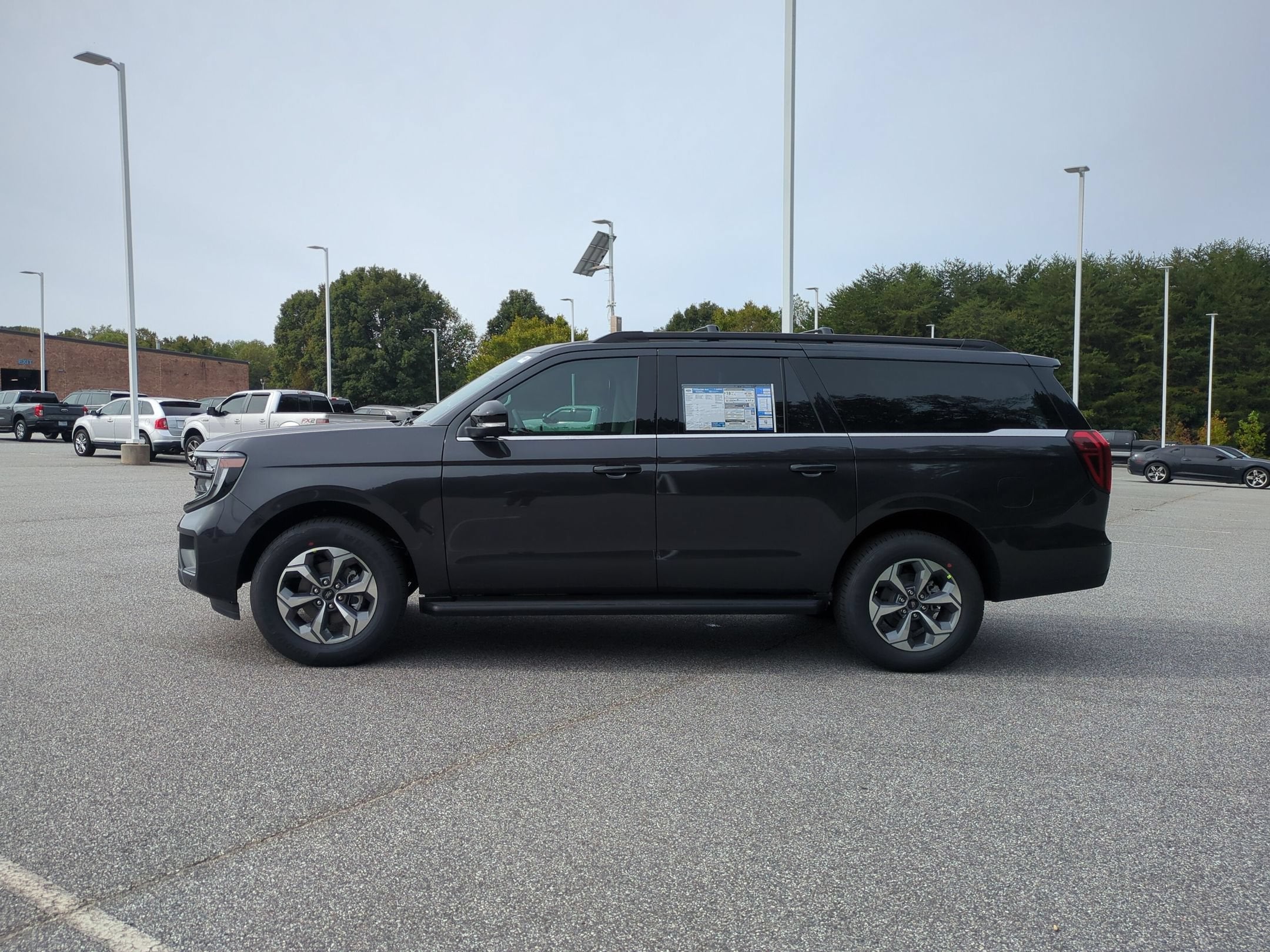 2027 Ford Expedition Max Active