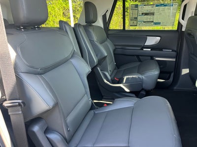 2026 Ford Expedition Max Active