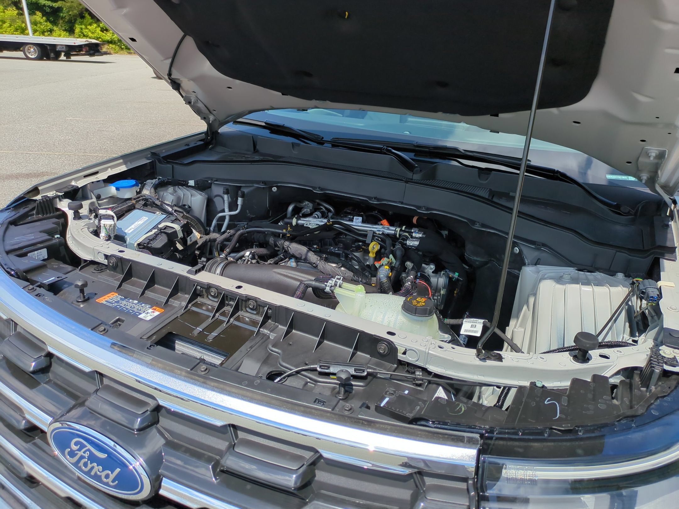 2026 Ford Explorer Active w/200A Pkg