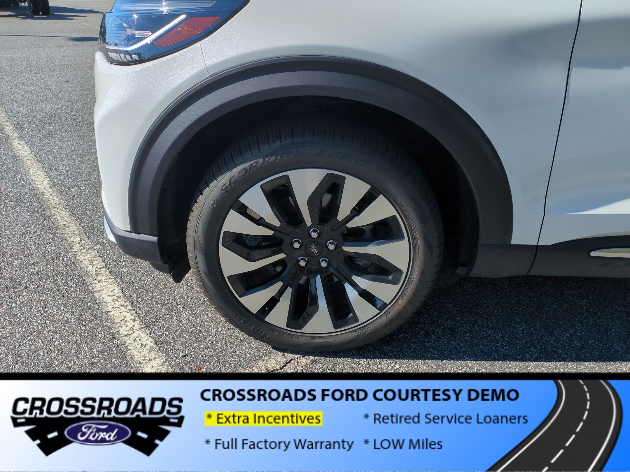 2026 Ford Explorer Platinum - Crossroads Courtesy Demo