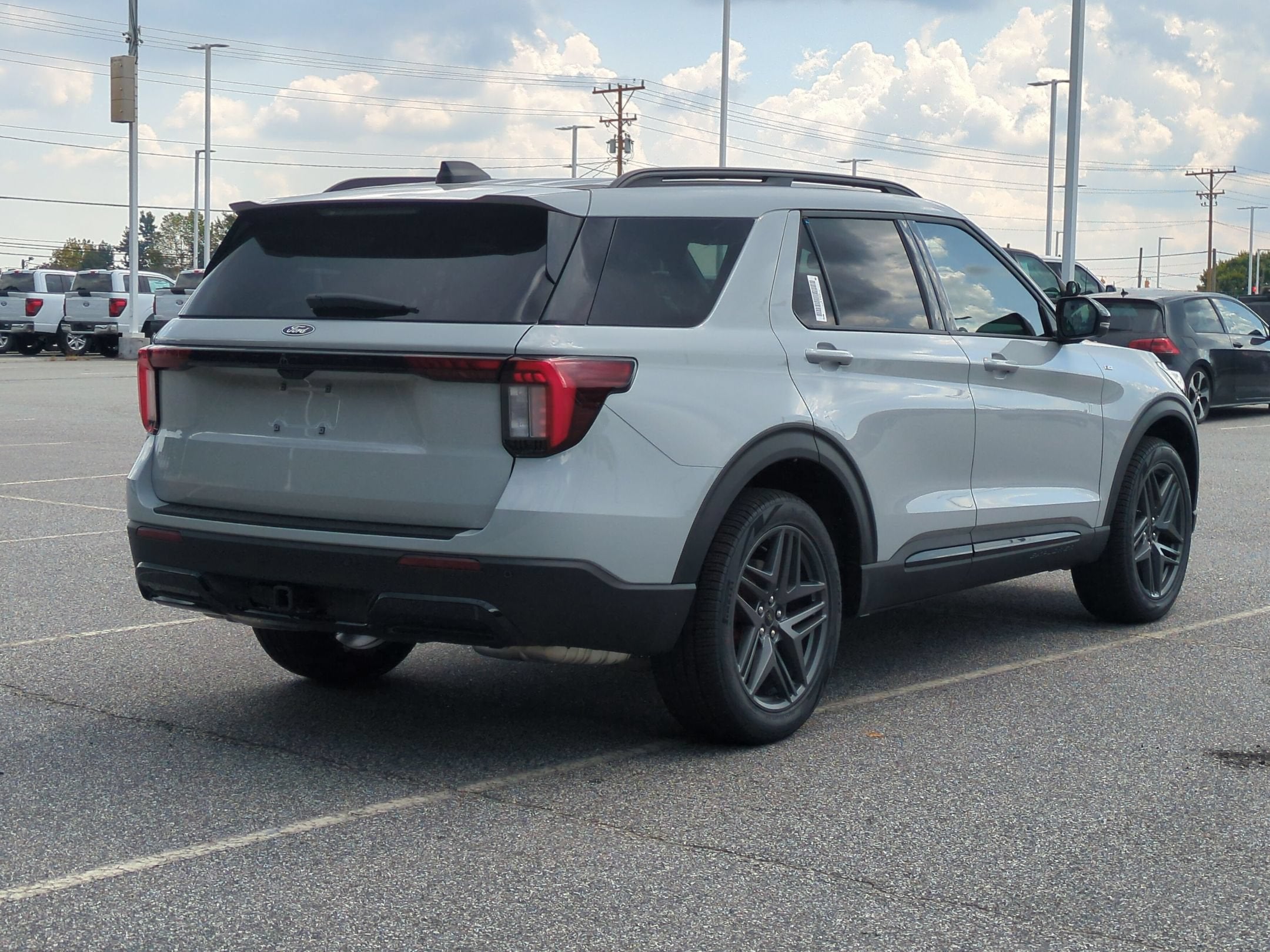2027 Ford Explorer ST-Line