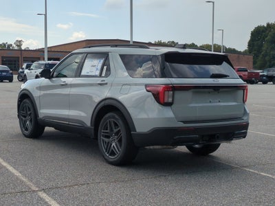 2027 Ford Explorer ST-Line