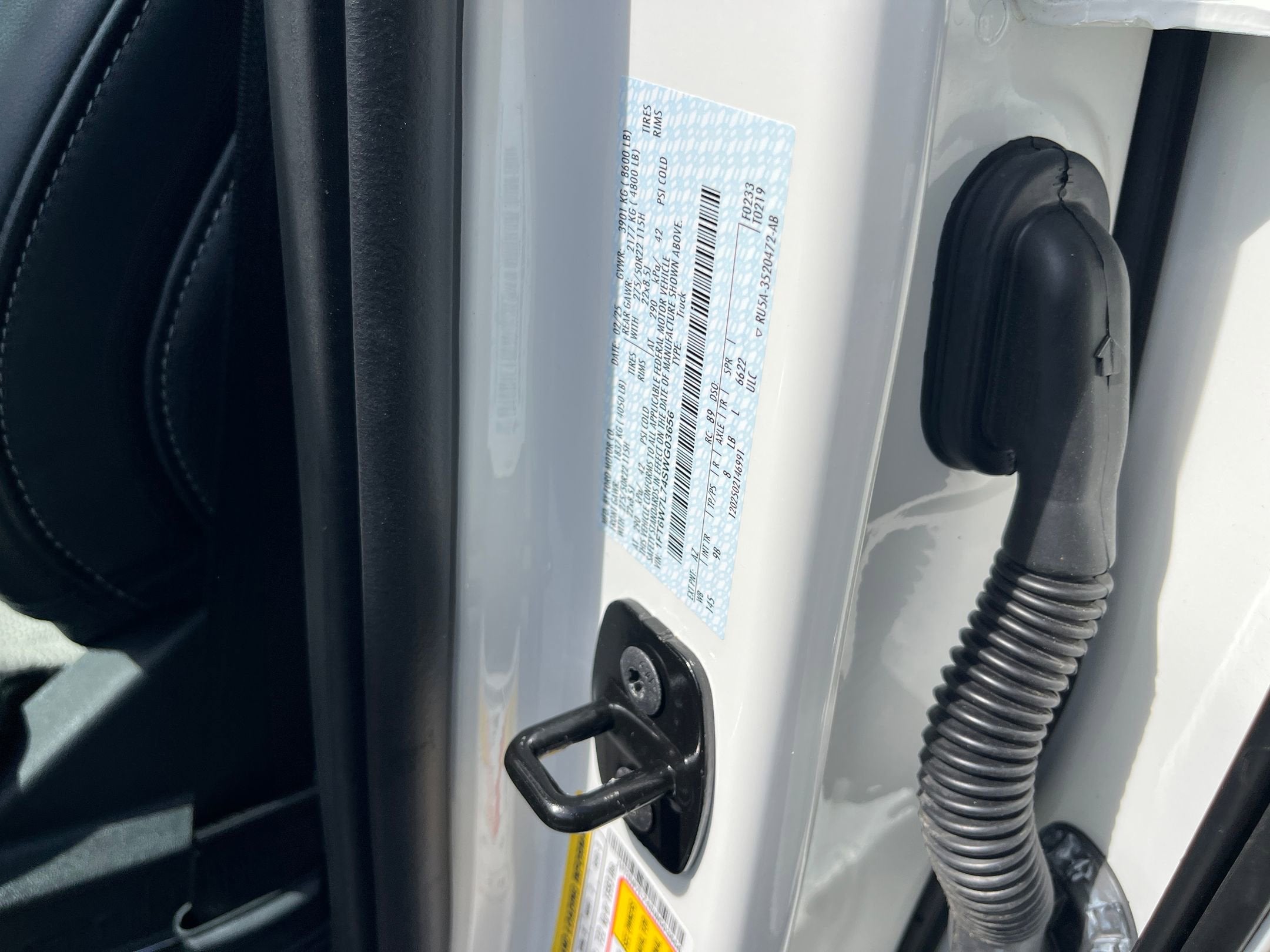 2025 Ford F-150 Lightning Platinum