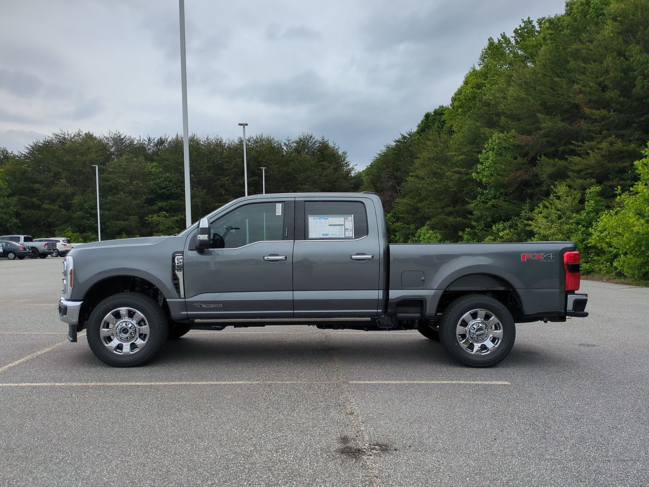 2026 Ford Super Duty F-250 SRW LARIAT