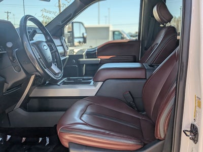 2022 Ford Super Duty F-350 SRW Platinum