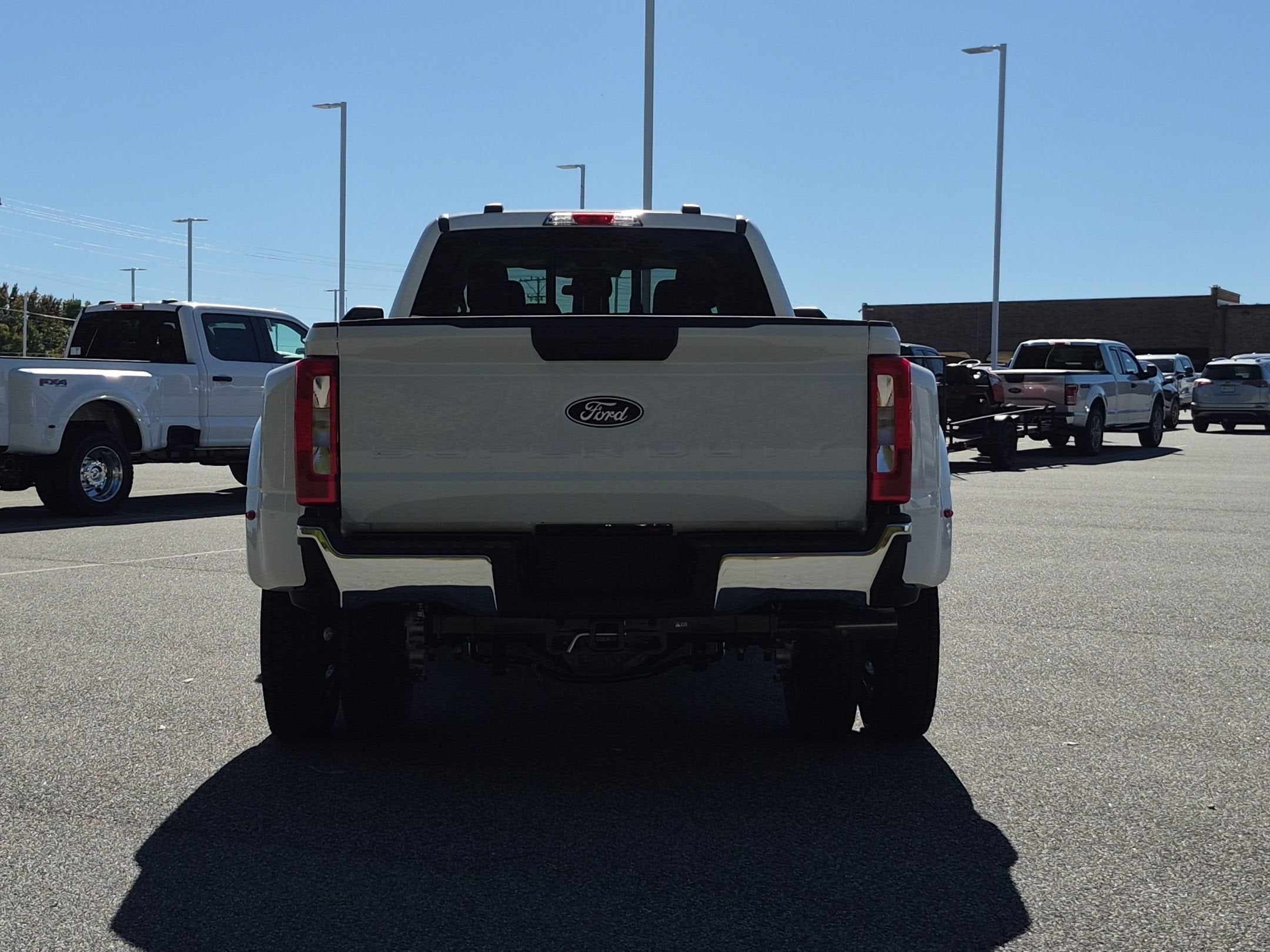 2027 Ford Super Duty F-450 DRW XL