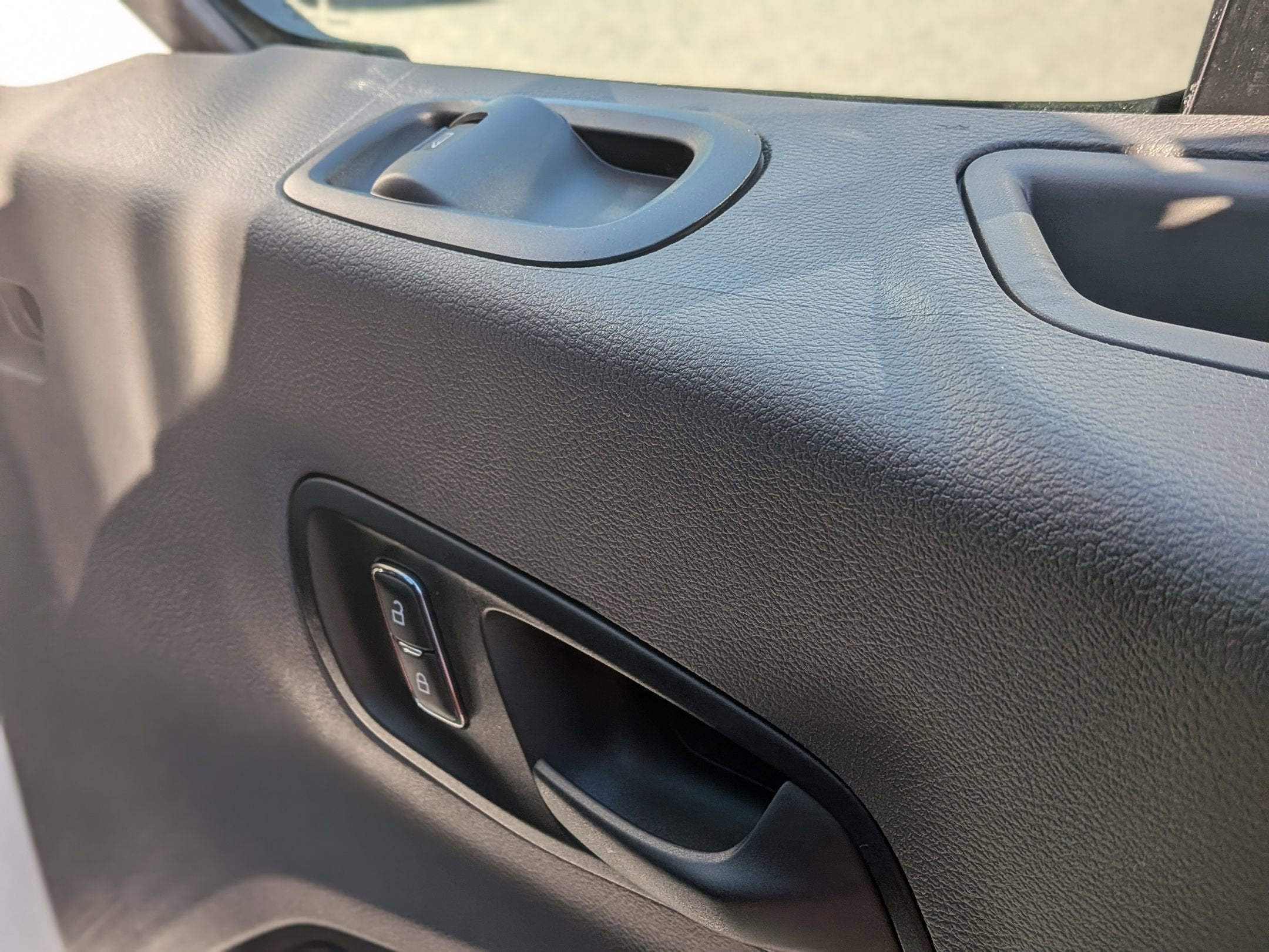 2026 Ford Transit Cargo Van Base