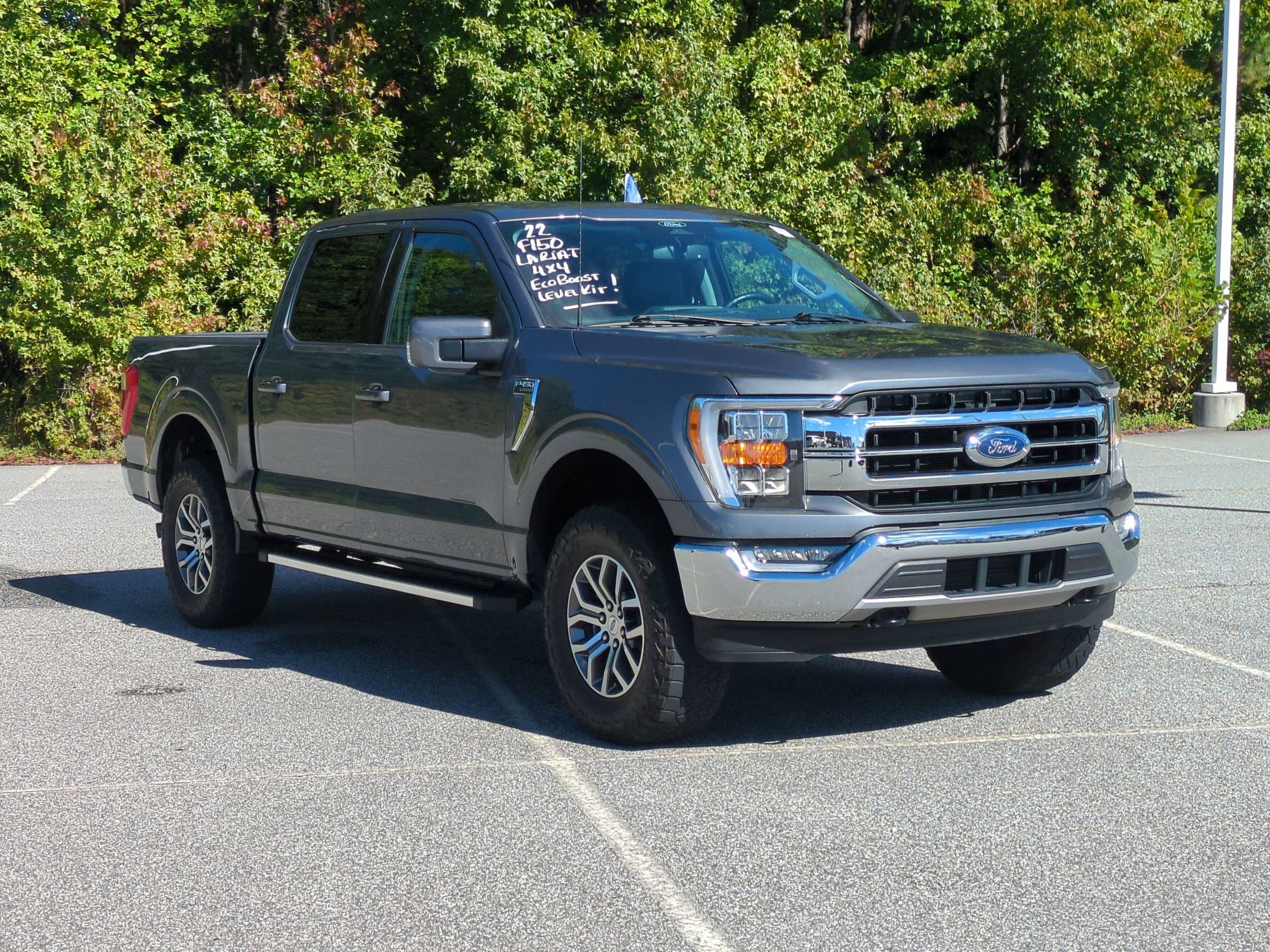 2022 Ford F-150 LARIAT