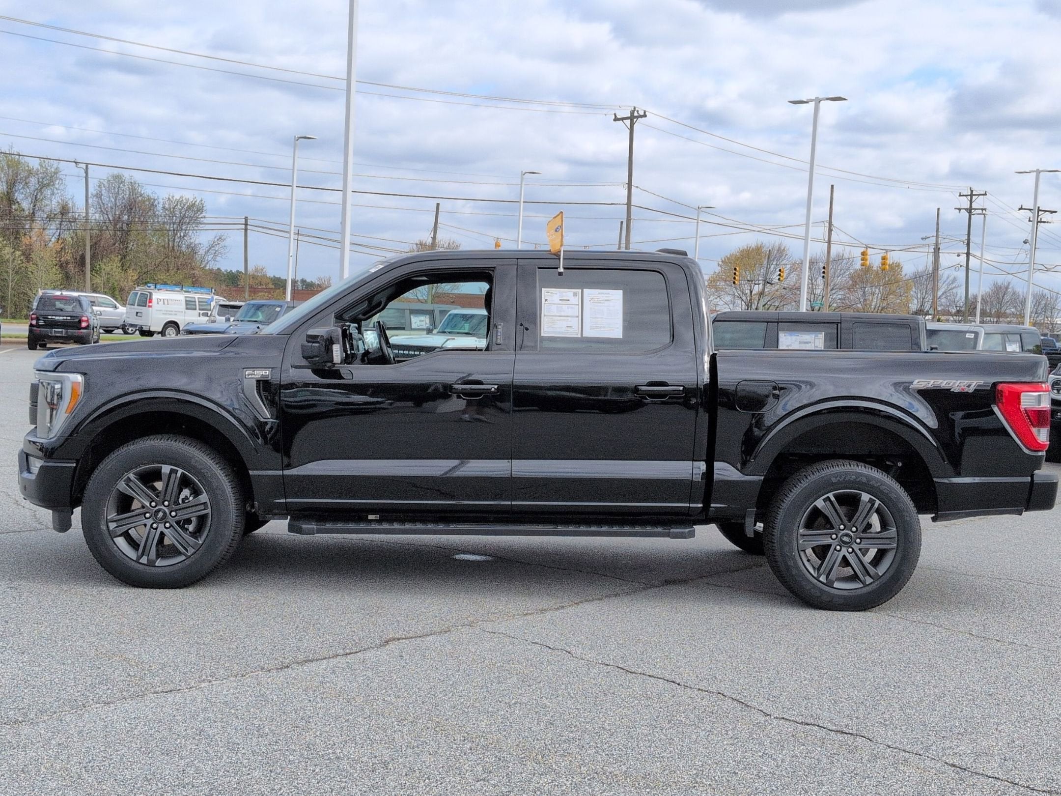 2023 Ford F-150 LARIAT